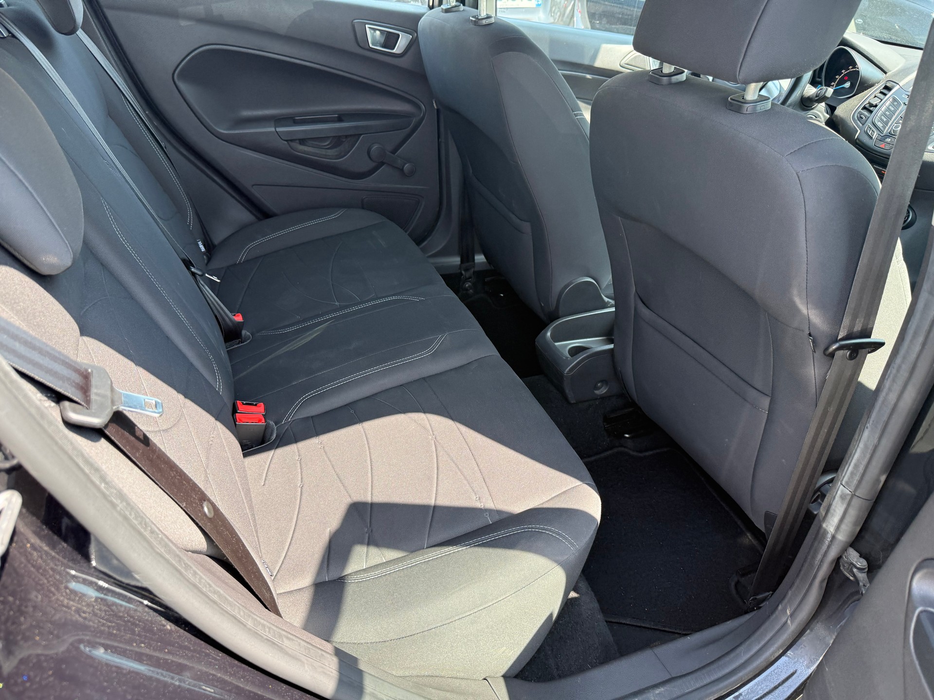 FORD Fiesta 1.0 SCTi Trend-image-8