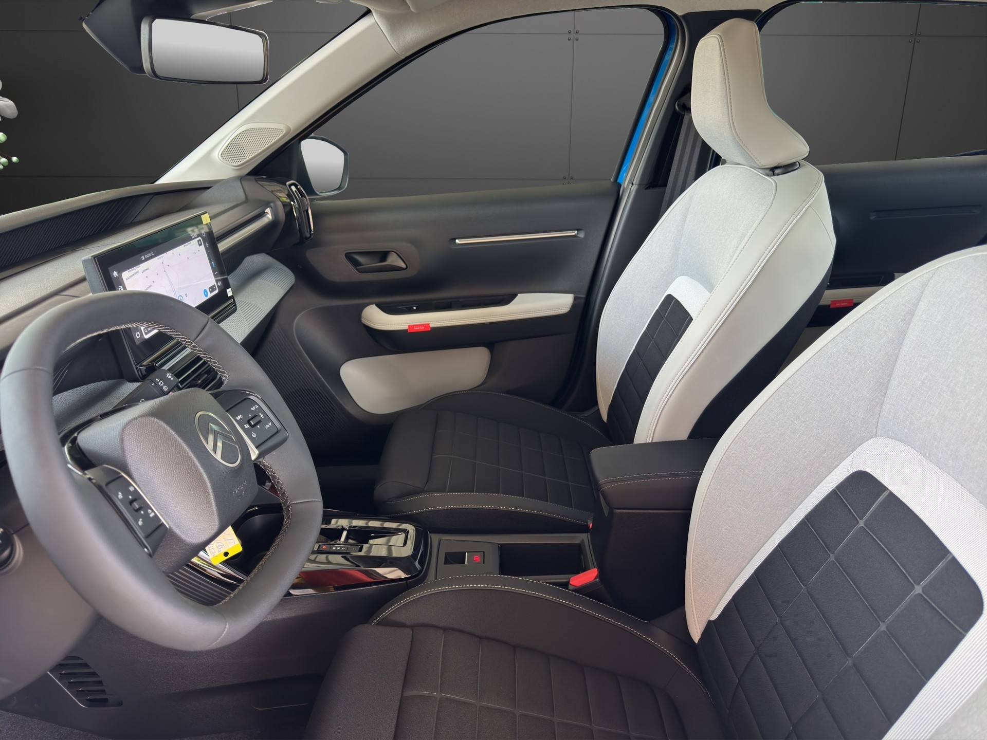 CITROEN C3 1.2 Hybrid Business-image-2
