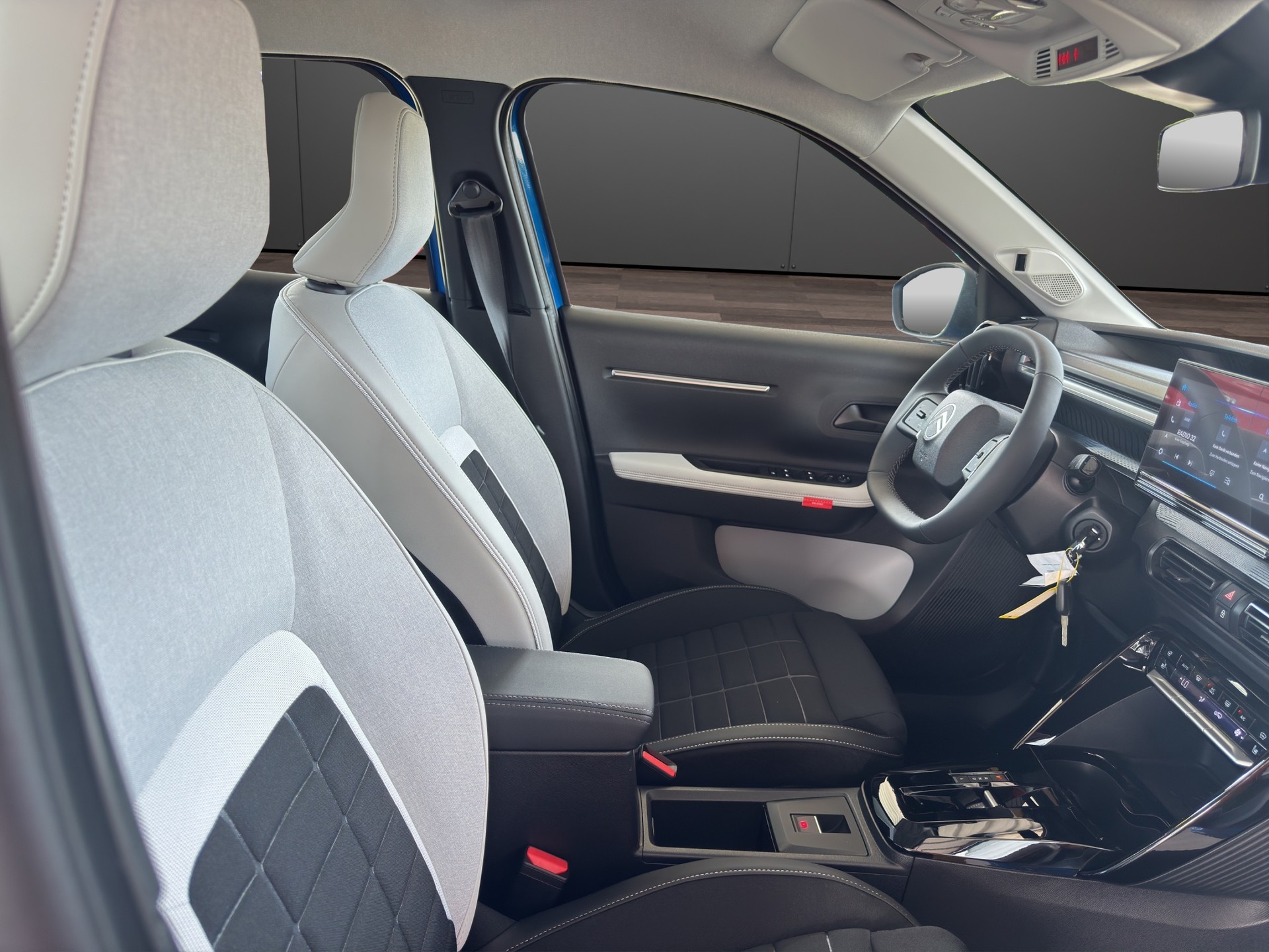 CITROEN C3 1.2 Hybrid Business-image-10