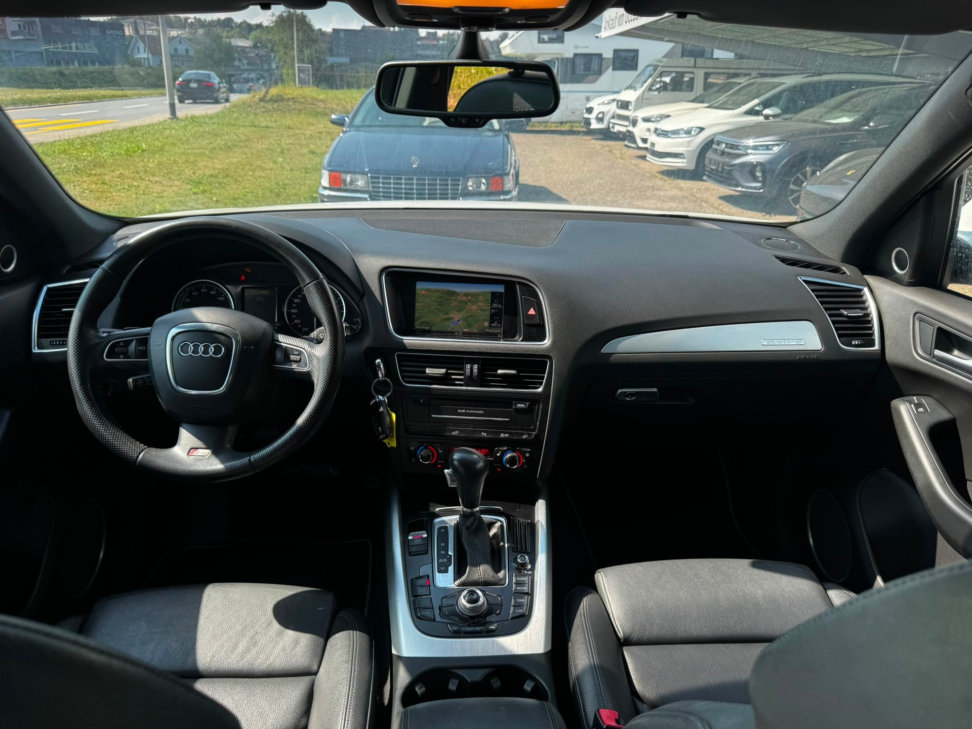 AUDI Q5 2.0 TFSI hybrid quattro tiptronic-image-8