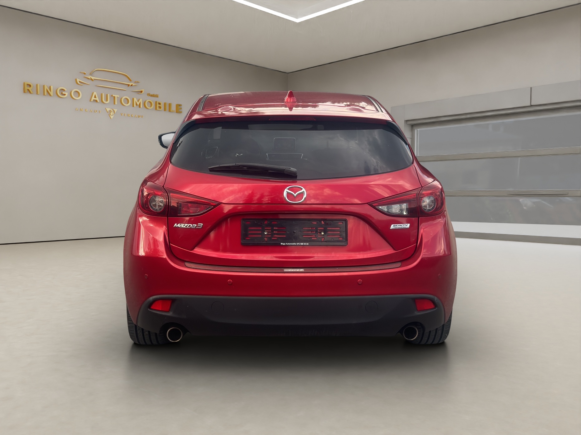 MAZDA 3-image-5