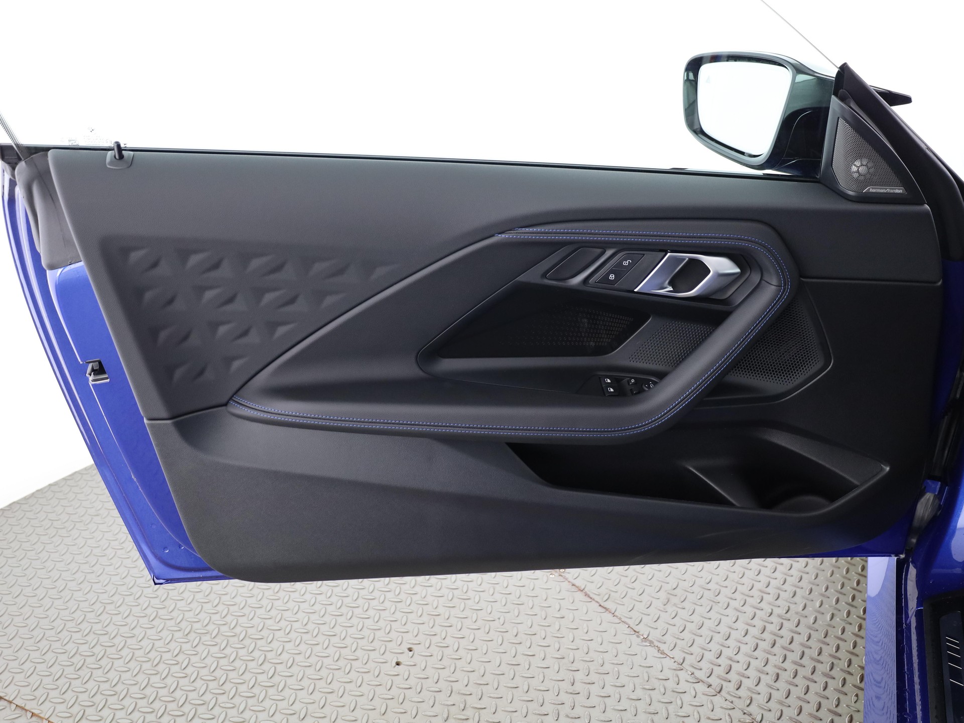 BMW M240i xDrive Coupé-image-8