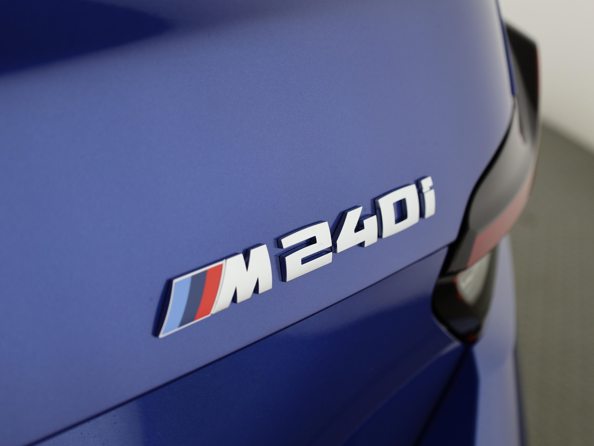 BMW M240i xDrive Coupé-image-6