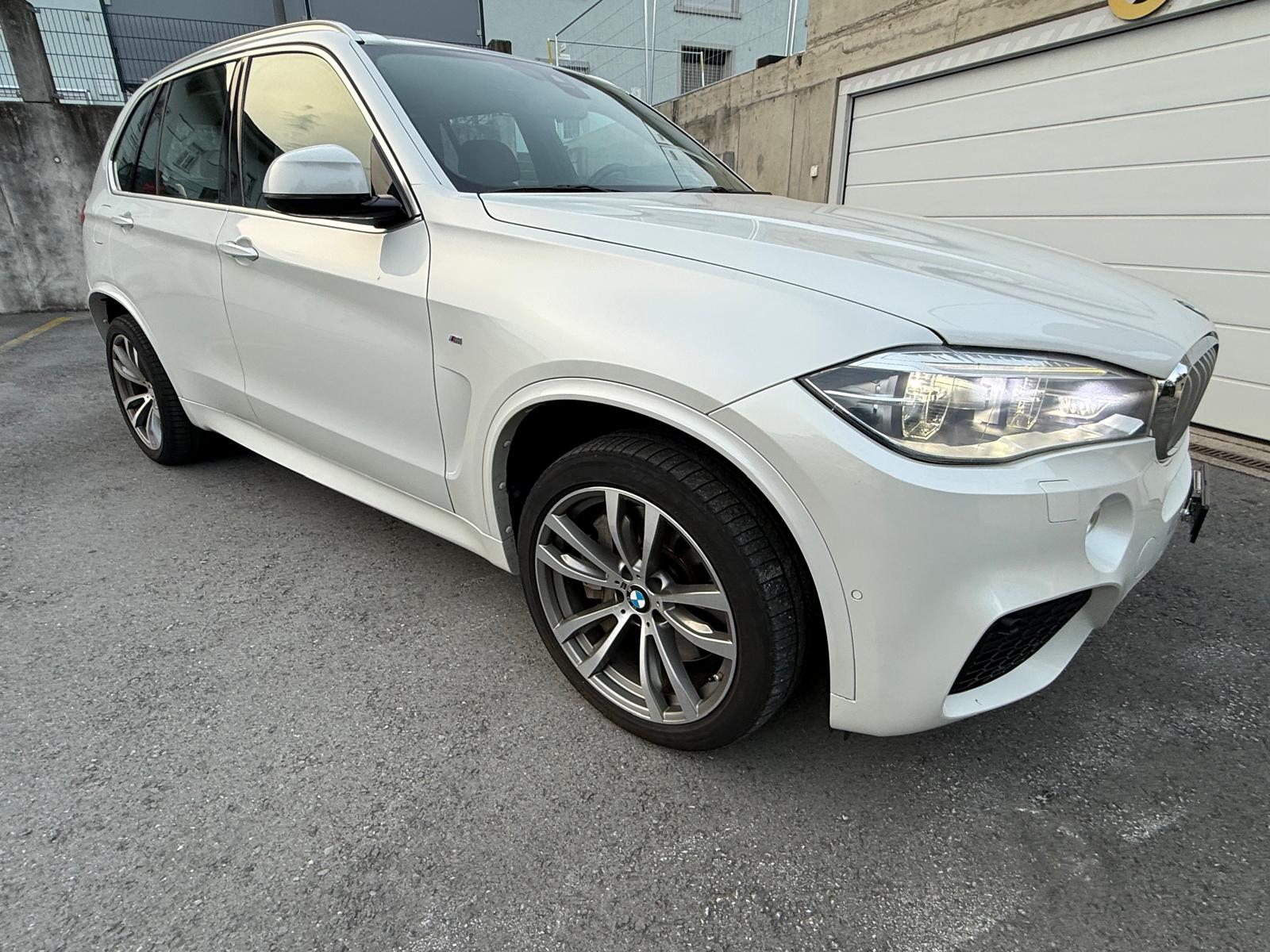 BMW 50i xDrive-image-0