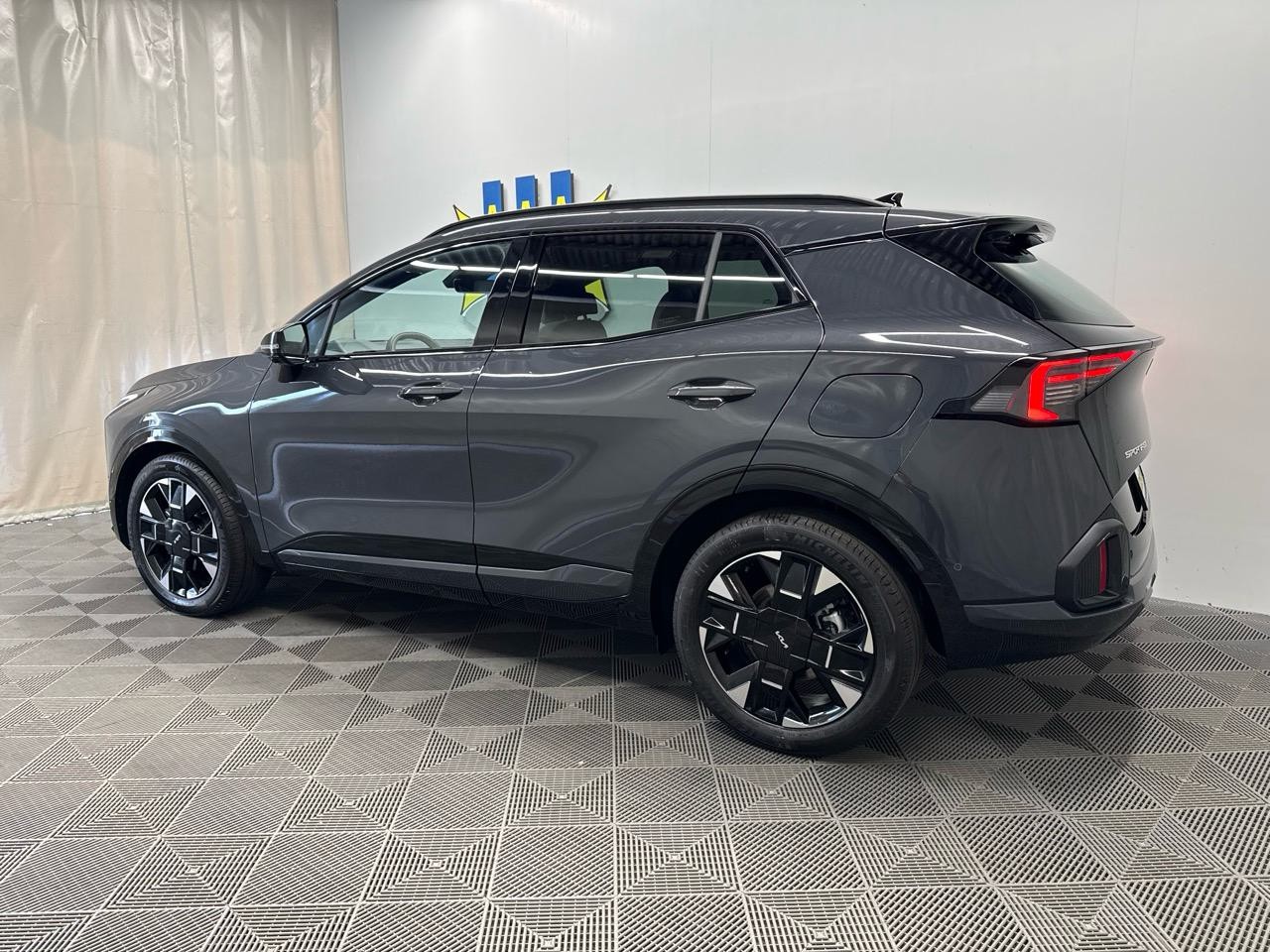 KIA Sportage 1.6T-GDi HEV GT-Line 4x4 A-image-1
