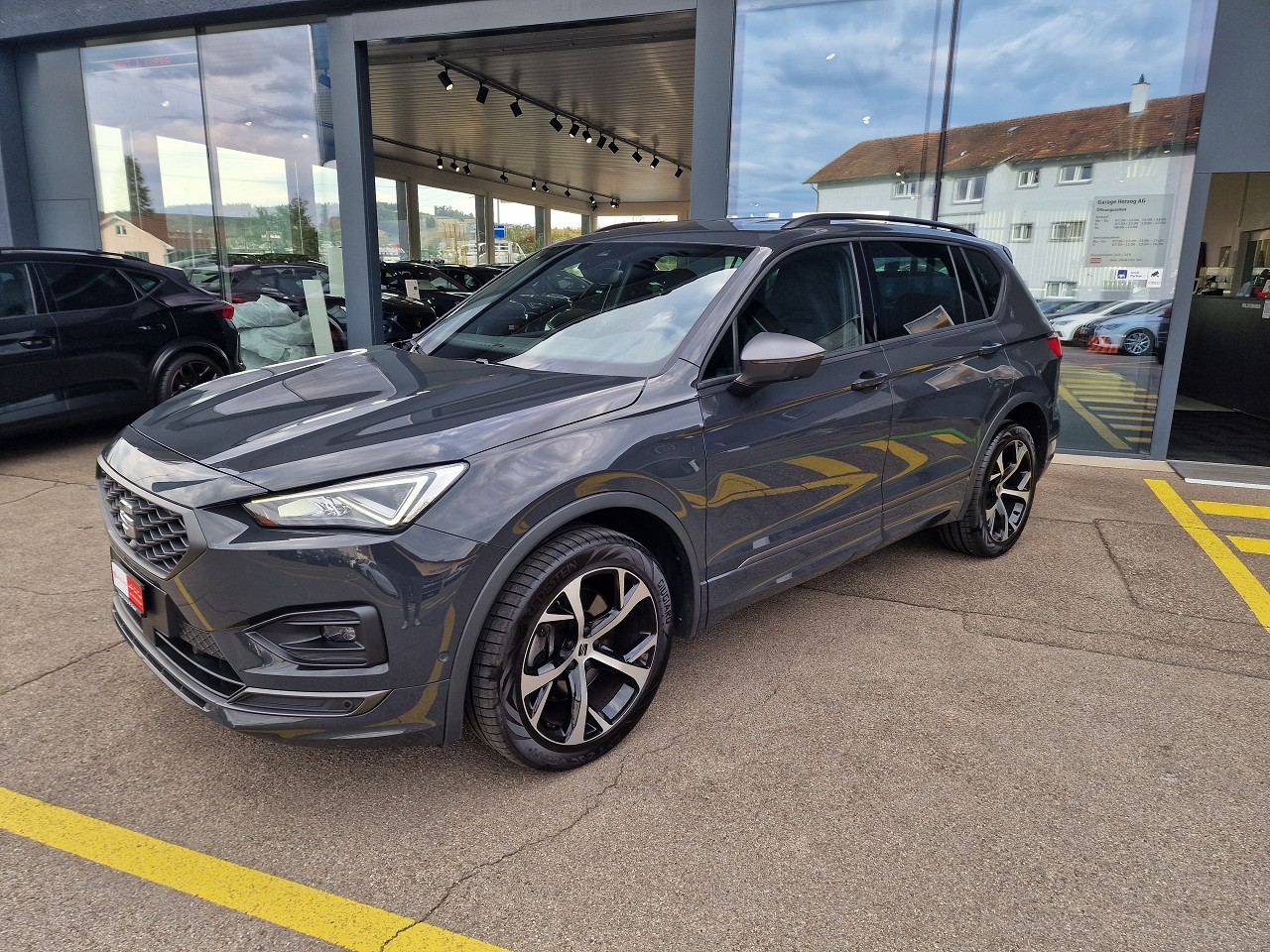 SEAT Tarraco 2.0TSI 4Drive Hola FR DSG-image-1