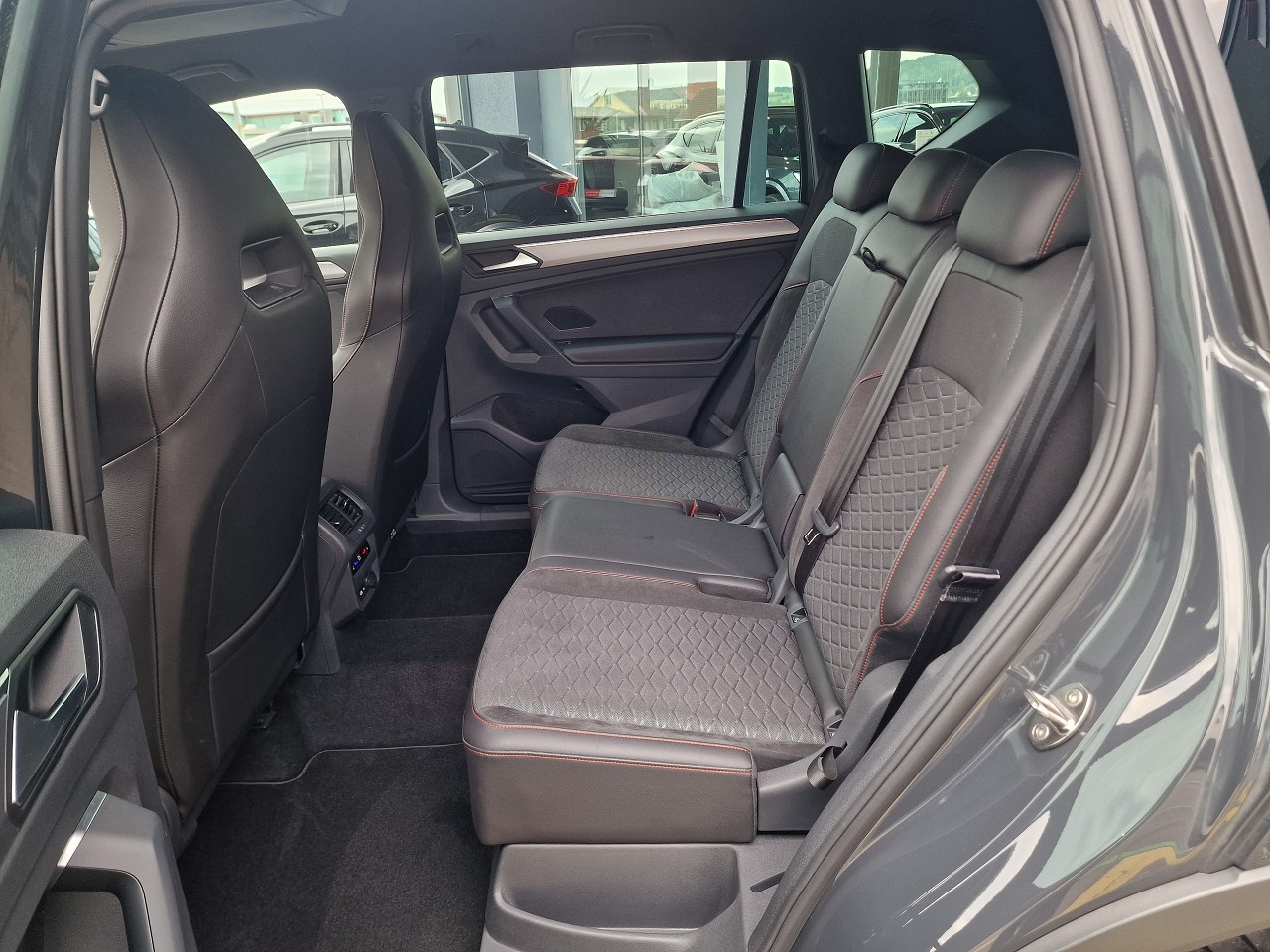 SEAT Tarraco 2.0TSI 4Drive Hola FR DSG-image-11