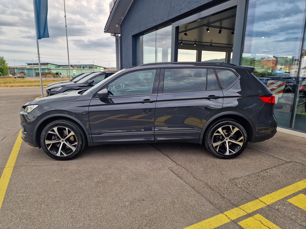 SEAT Tarraco 2.0TSI 4Drive Hola FR DSG-image-2