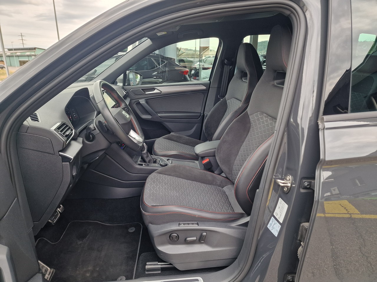 SEAT Tarraco 2.0TSI 4Drive Hola FR DSG-image-9