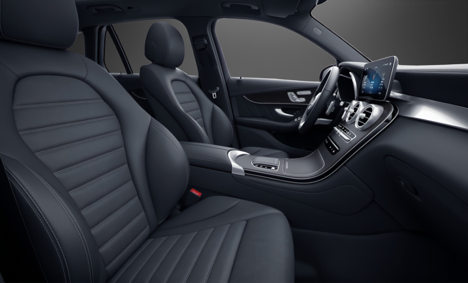 MERCEDES-BENZ GLC 300 e AMG Line 4Matic 9G-Tronic-image-9