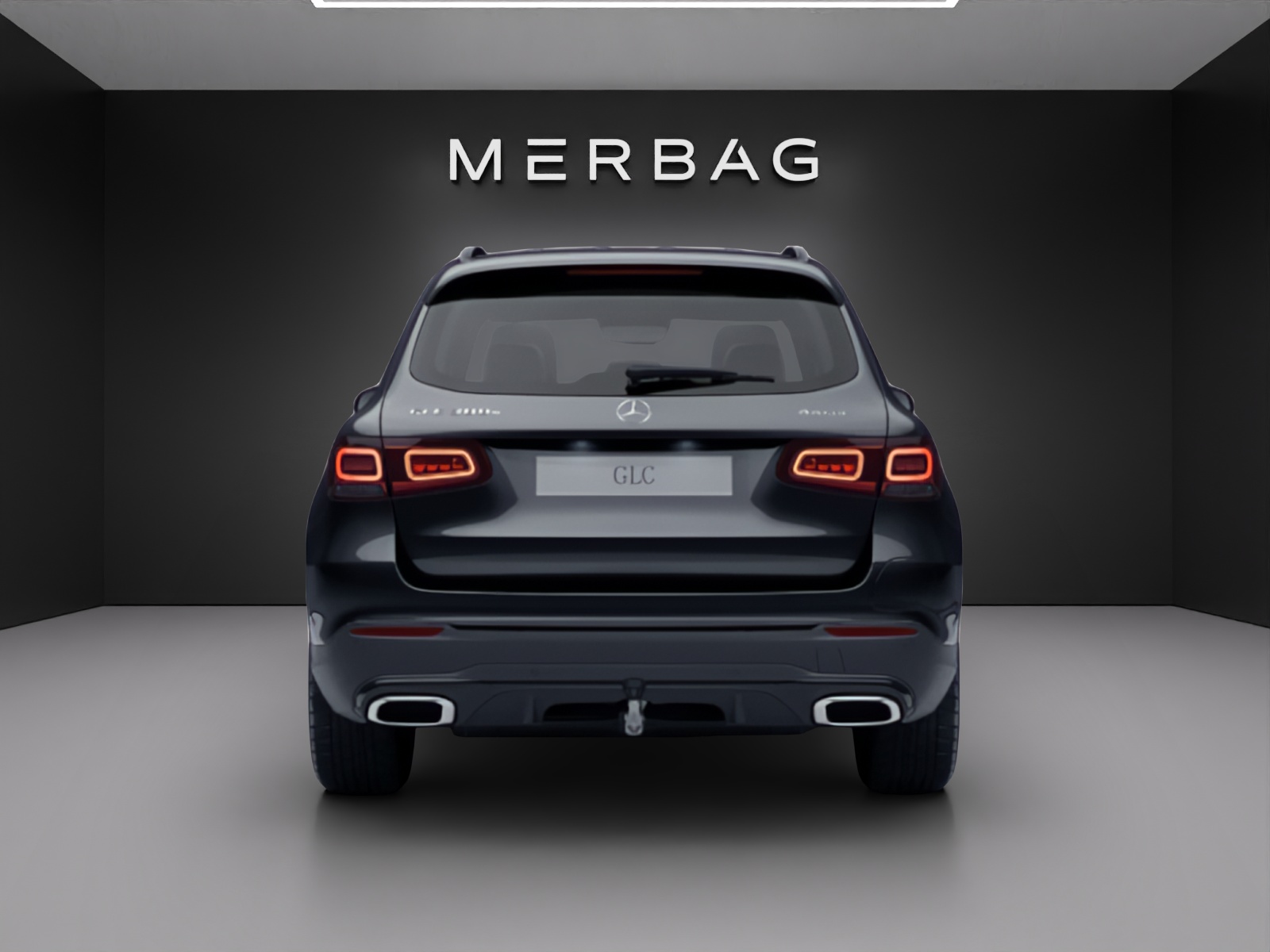MERCEDES-BENZ GLC 300 e AMG Line 4Matic 9G-Tronic-image-4