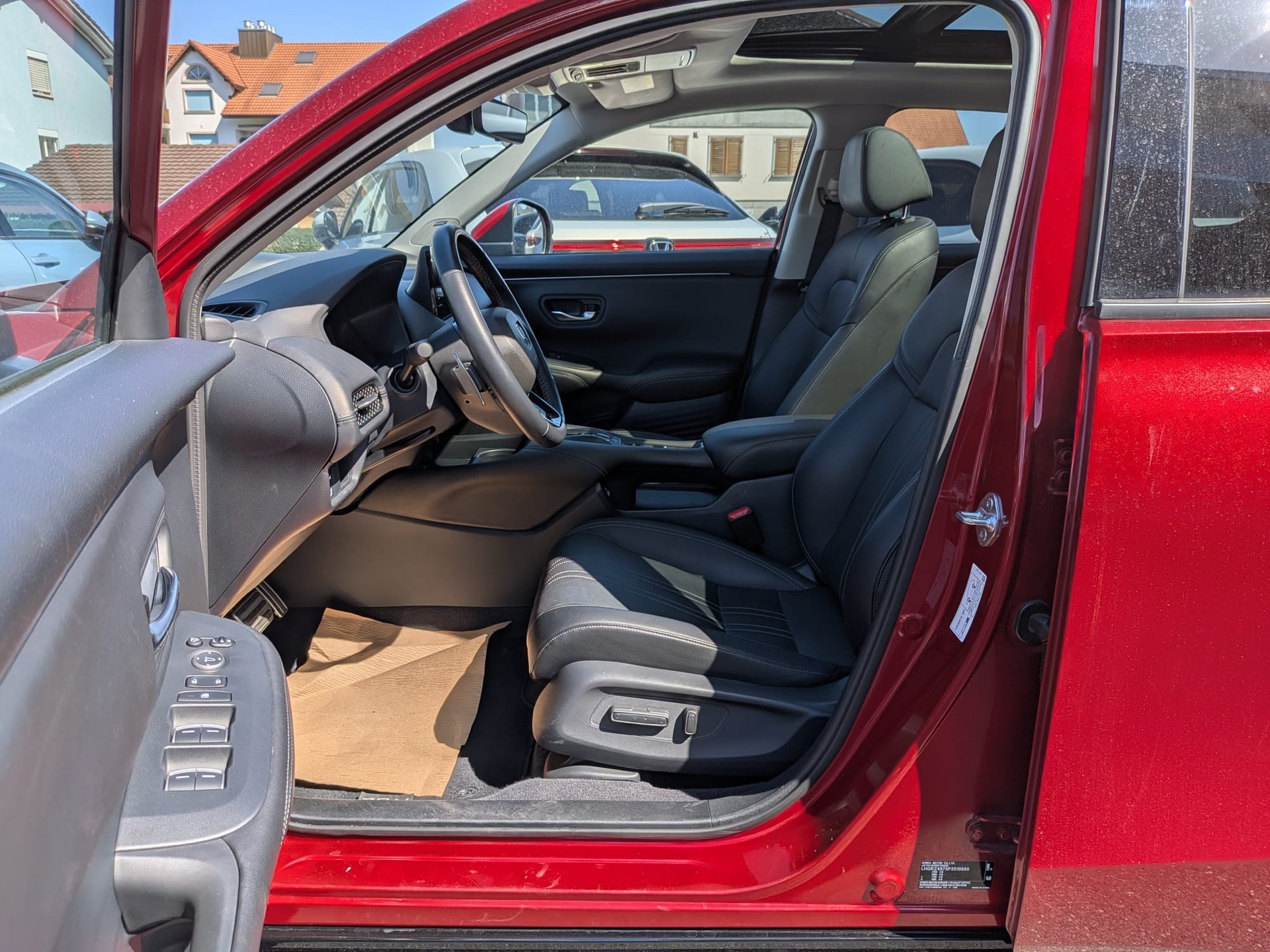 HONDA ZR-V 2.0i MMD Hybrid Advance Automatic-image-5