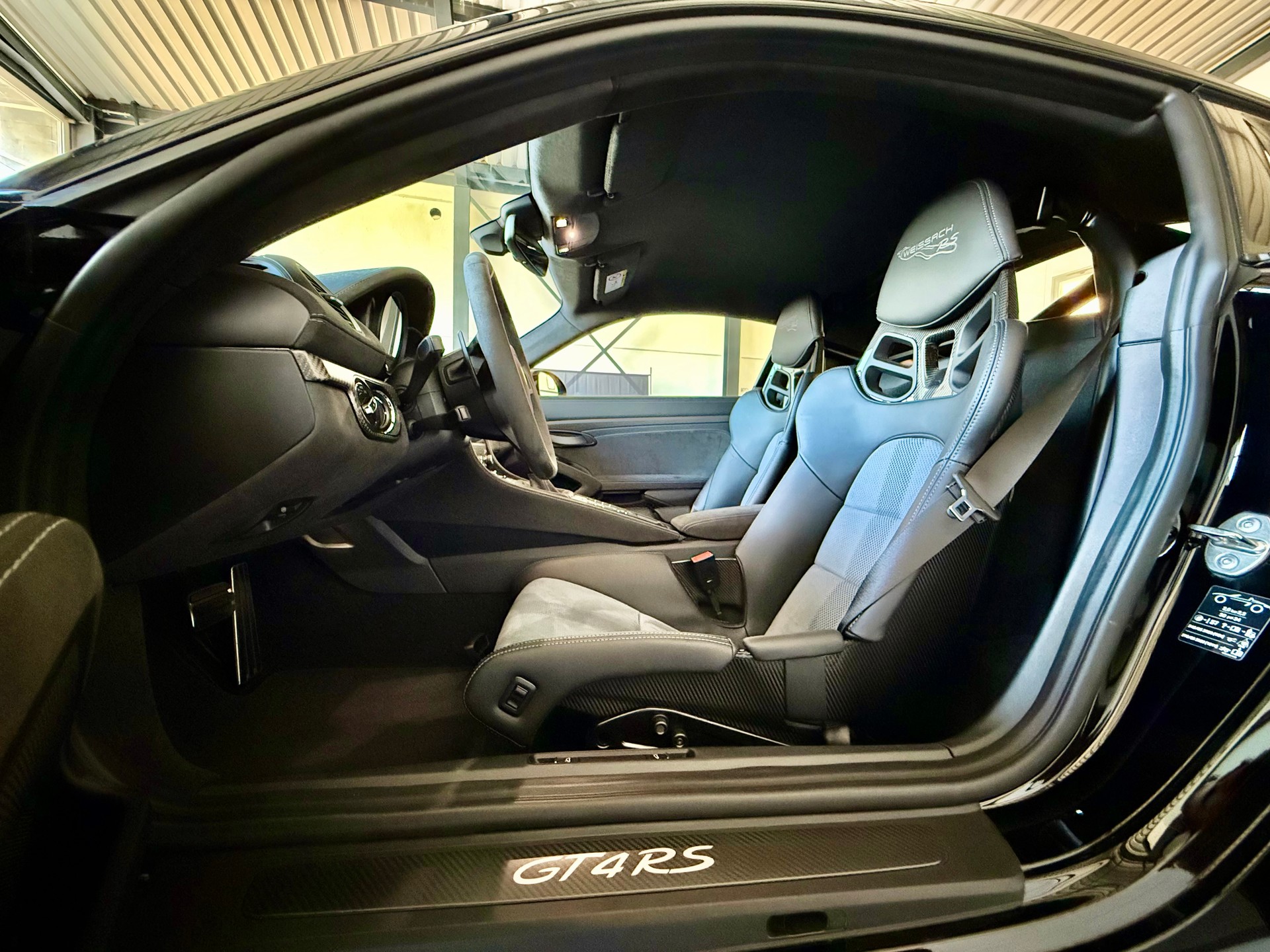 PORSCHE 718 Cayman GT4 RS 500PS PDK Weissach-image-7