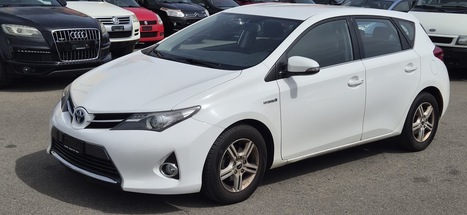TOYOTA Auris 1.8 16V HSD Linea Luna-image-3