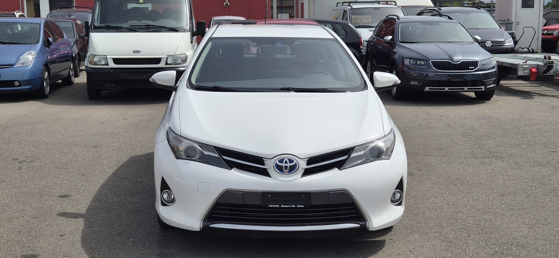 TOYOTA Auris 1.8 16V HSD Linea Luna-image-0