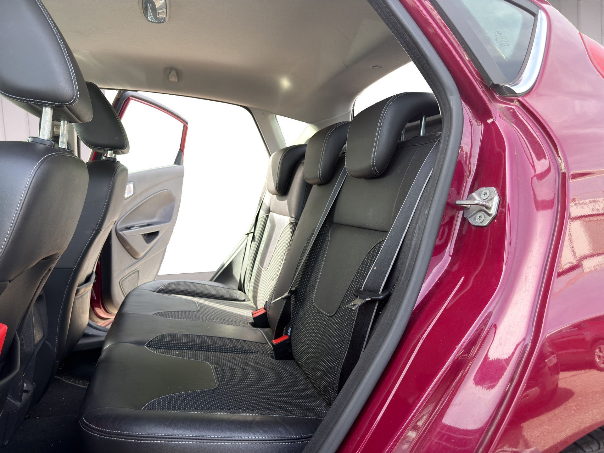 FORD Fiesta 1.0 SCTi Titanium PowerShift-image-7