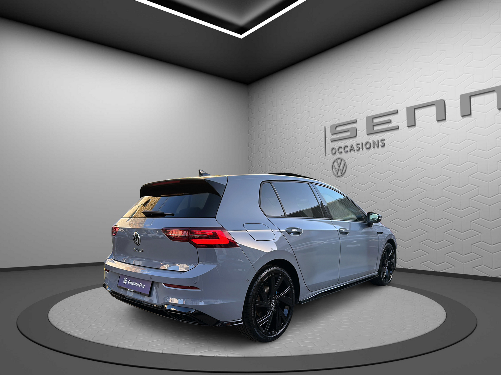 VW Golf 1.5 TSI ACT R-Line-image-5