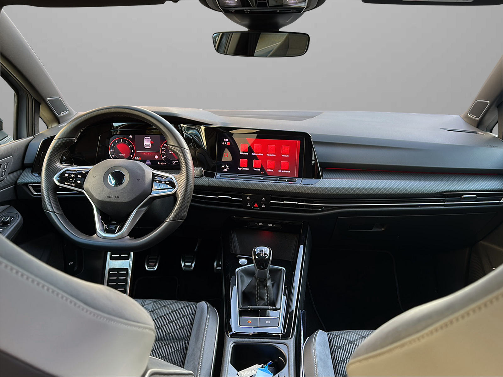 VW Golf 1.5 TSI ACT R-Line-image-12