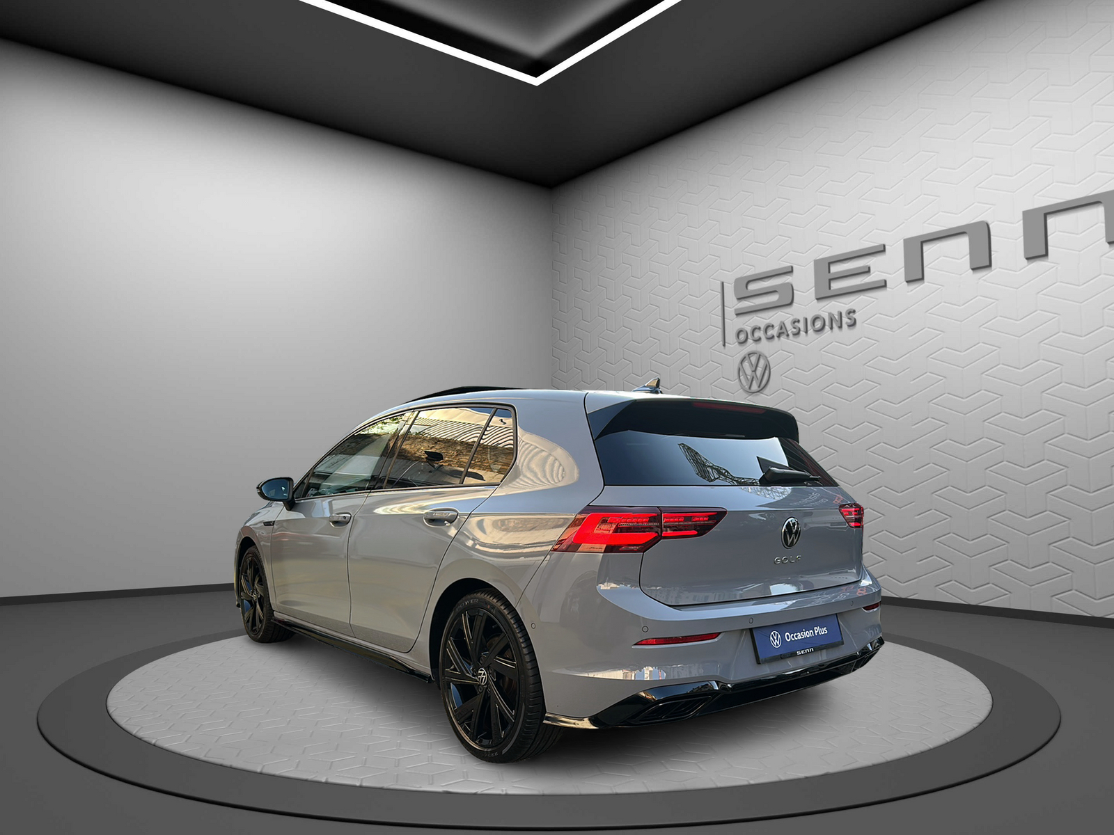 VW Golf 1.5 TSI ACT R-Line-image-3