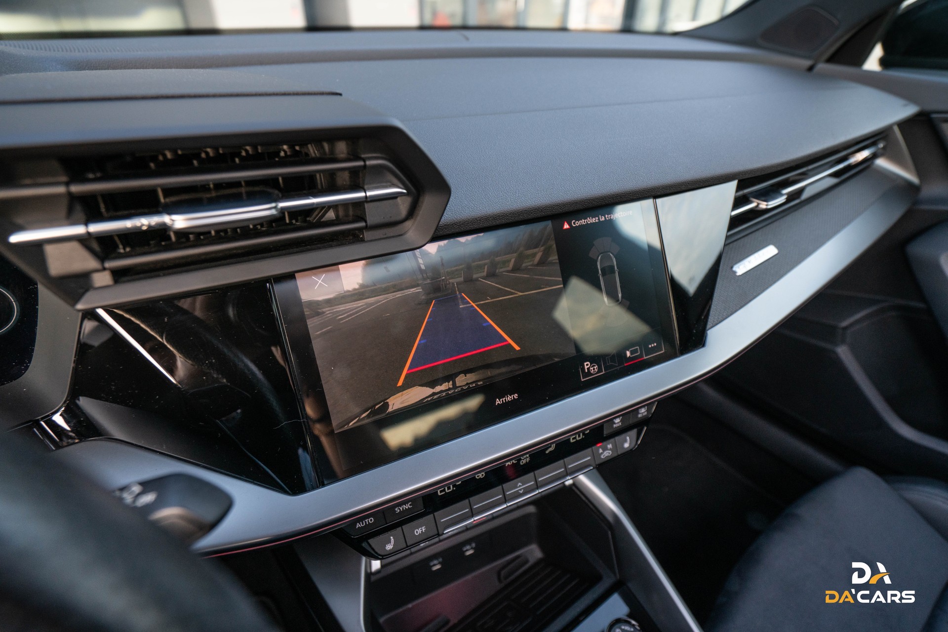 AUDI RS3 Sportback 2.5 TSI quattro S-tronic-image-13