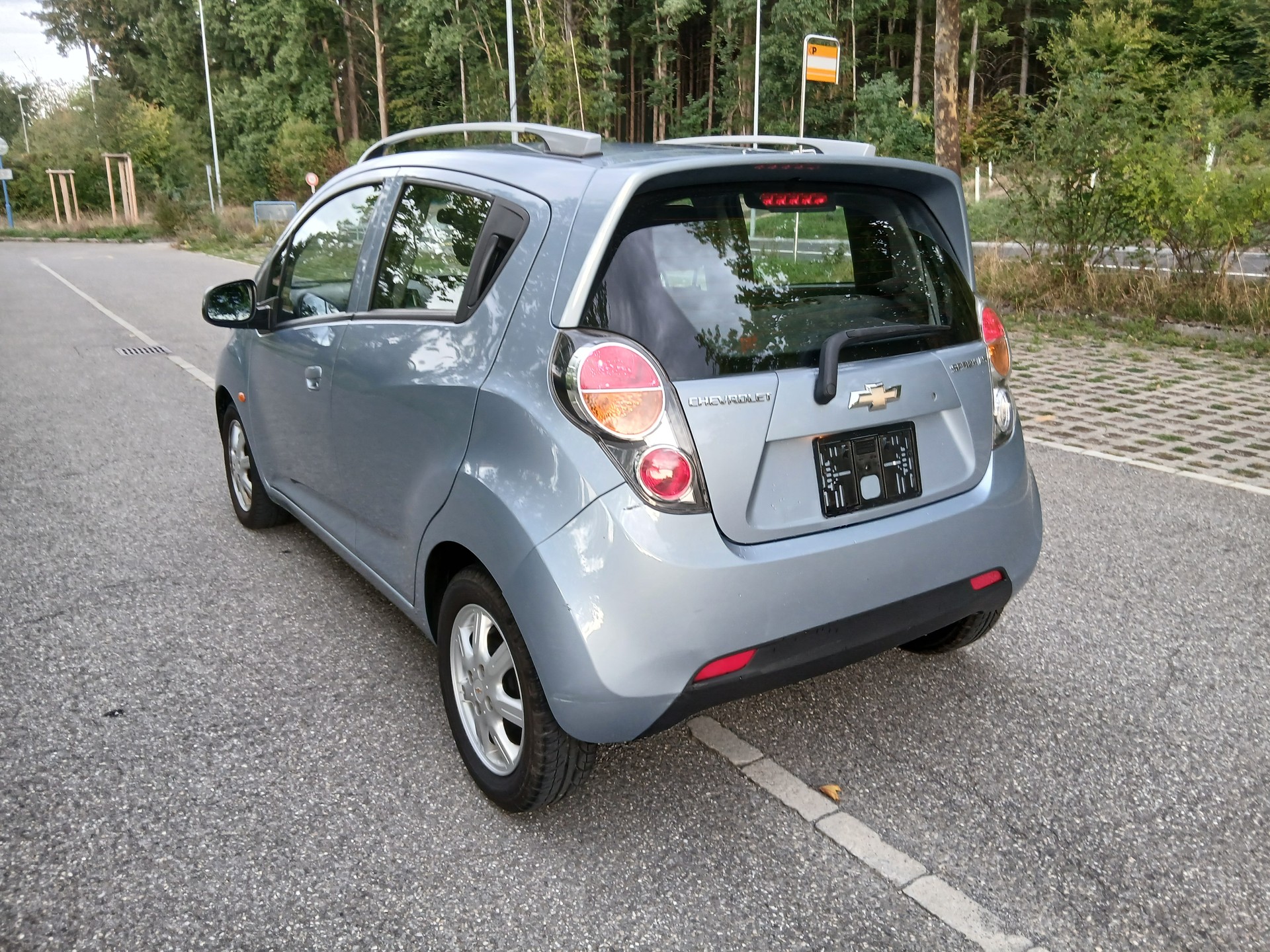 CHEVROLET Spark 1.0 LS-image-2