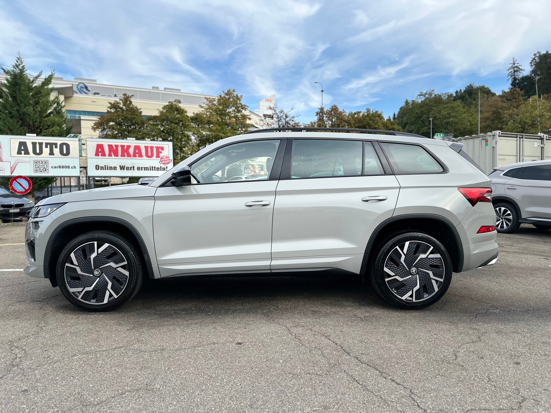 SKODA Kodiaq 2.0 TSI 4x4 RS-image-6