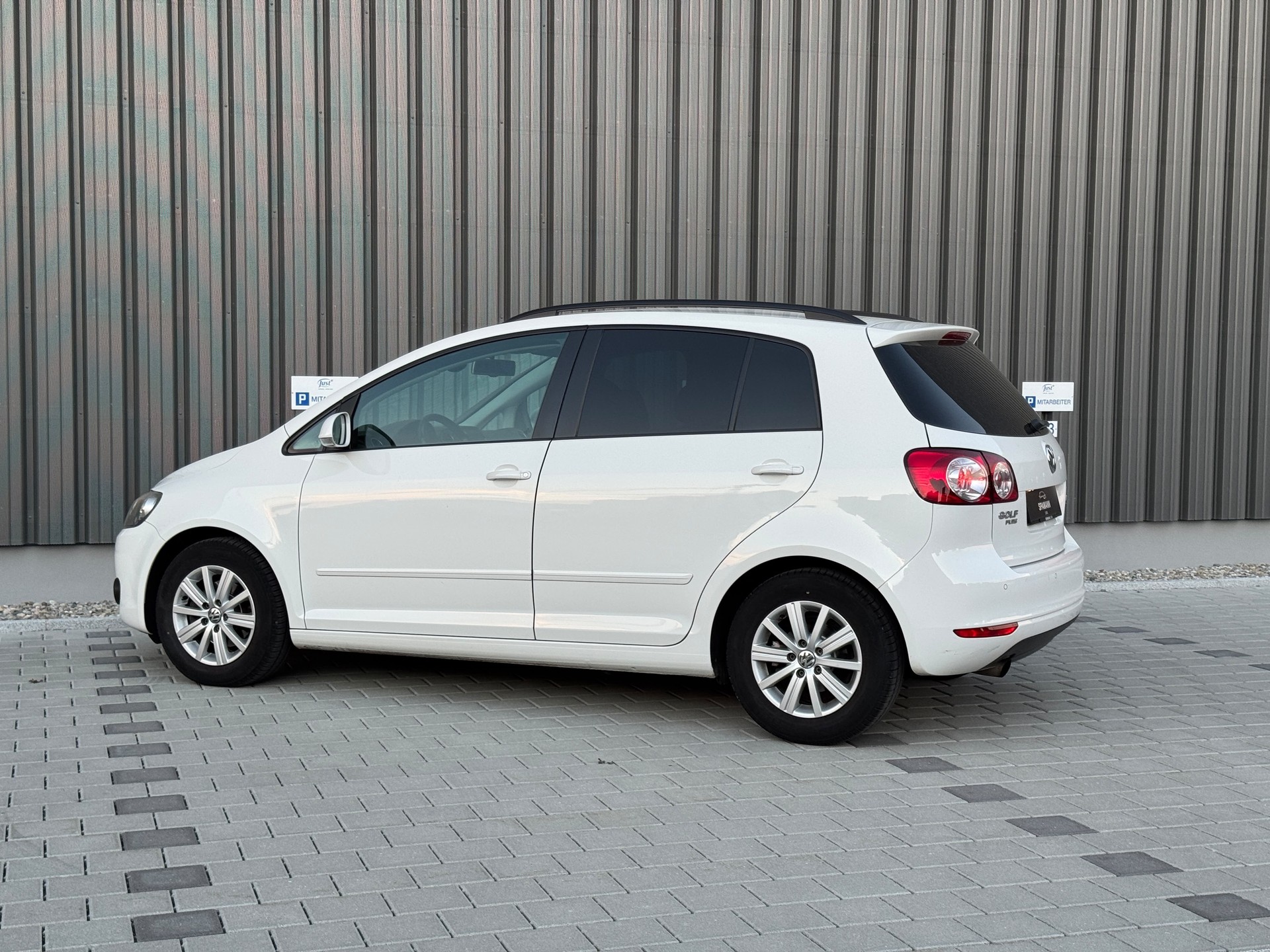 VW Golf Plus 1.2 TSI BMT Comfortline-image-3
