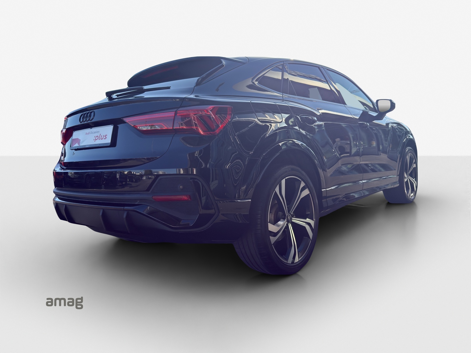 AUDI Q3 Sportback 35 TFSI S line Attraction S-tronic-image-4