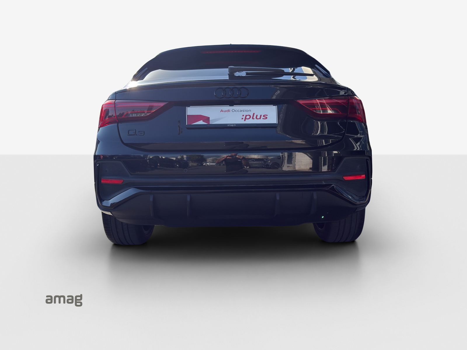 AUDI Q3 Sportback 35 TFSI S line Attraction S-tronic-image-3