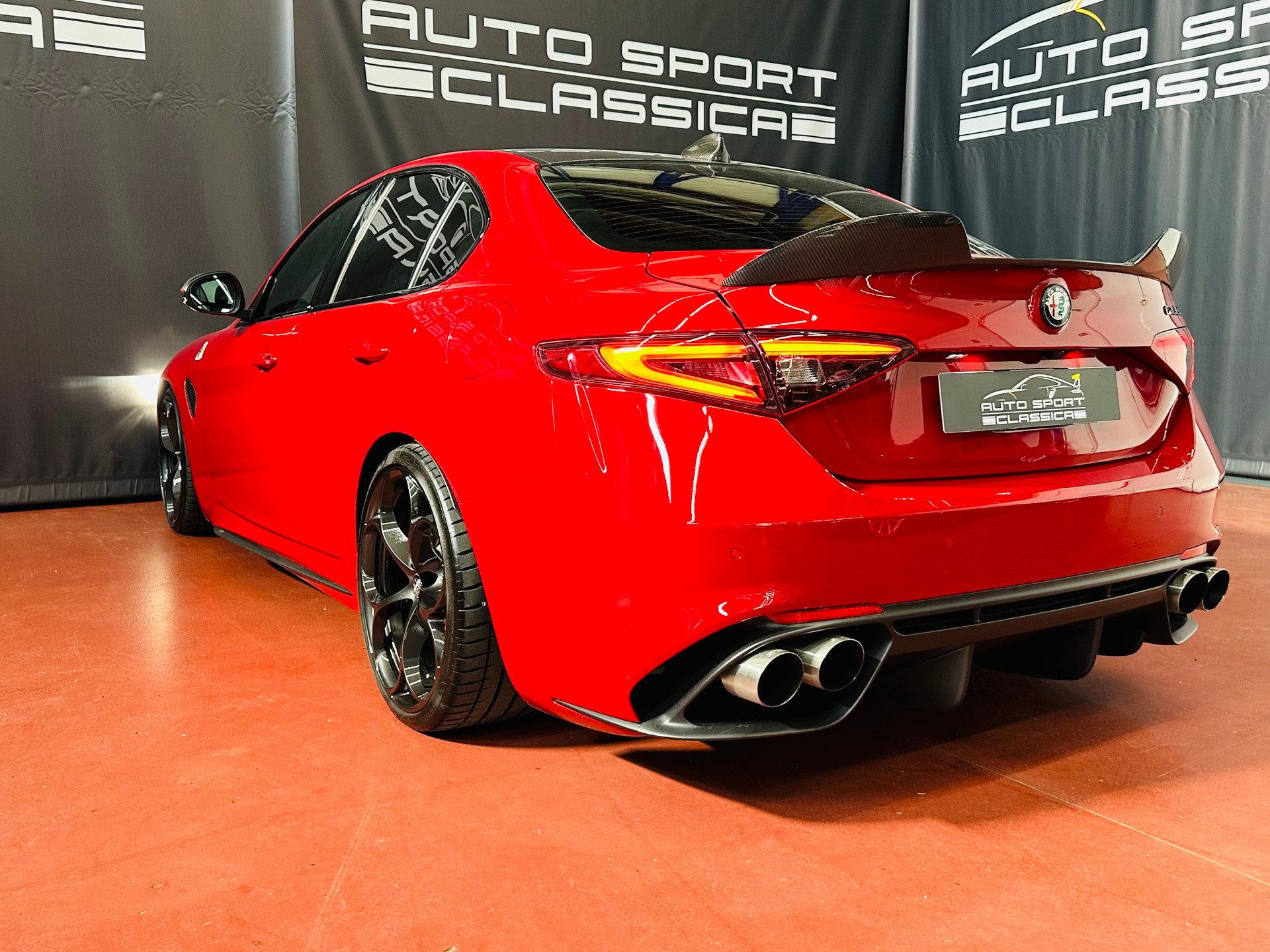 ALFA ROMEO Giulia 2.9 V6 Quadrifoglio Rosso Alfa Automatic-image-6