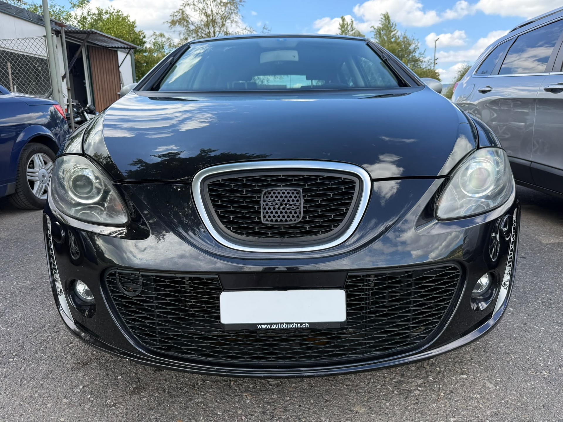 SEAT Leon 2.0 TSI FR-image-1