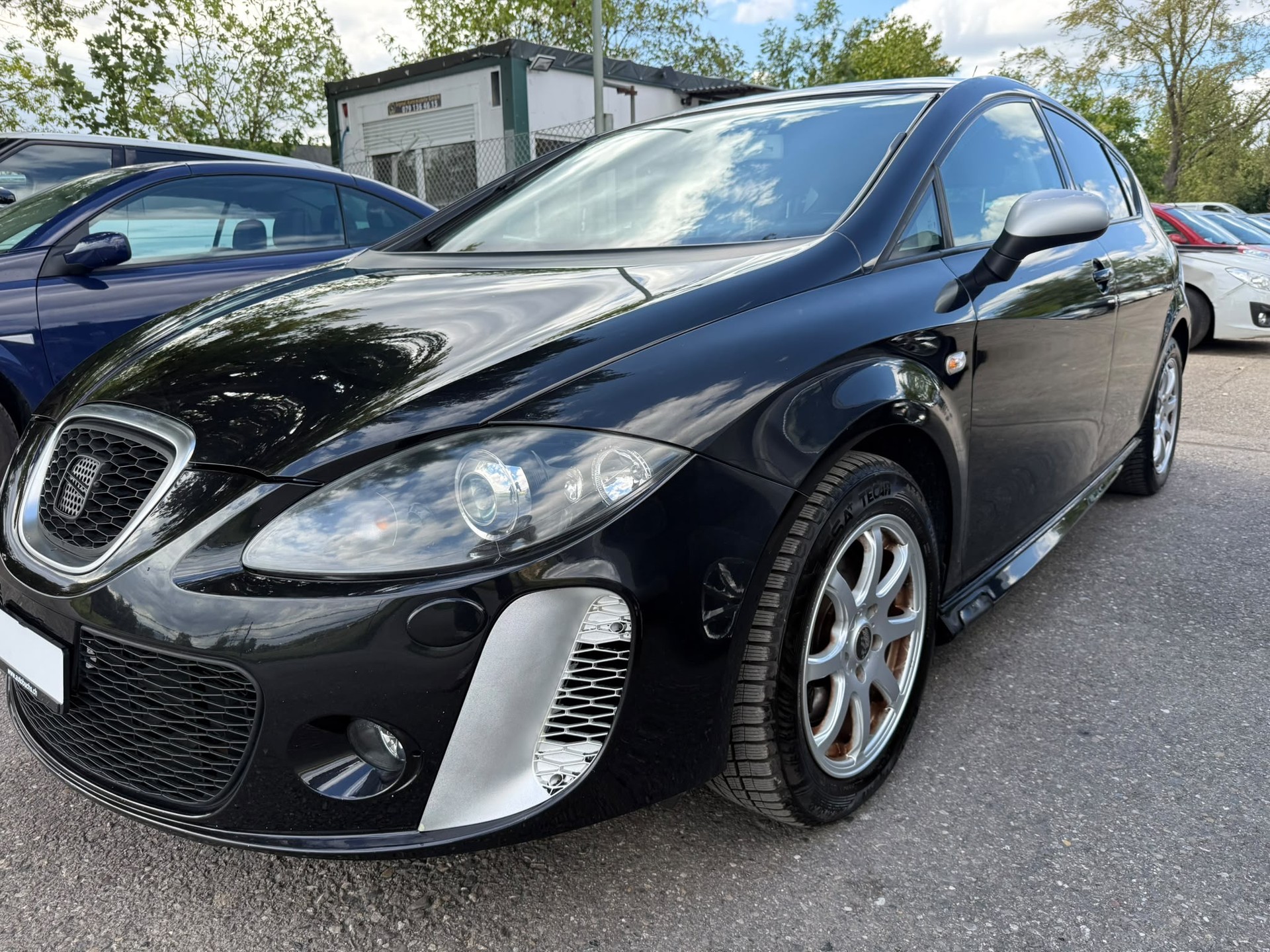 SEAT Leon 2.0 TSI FR-image-0