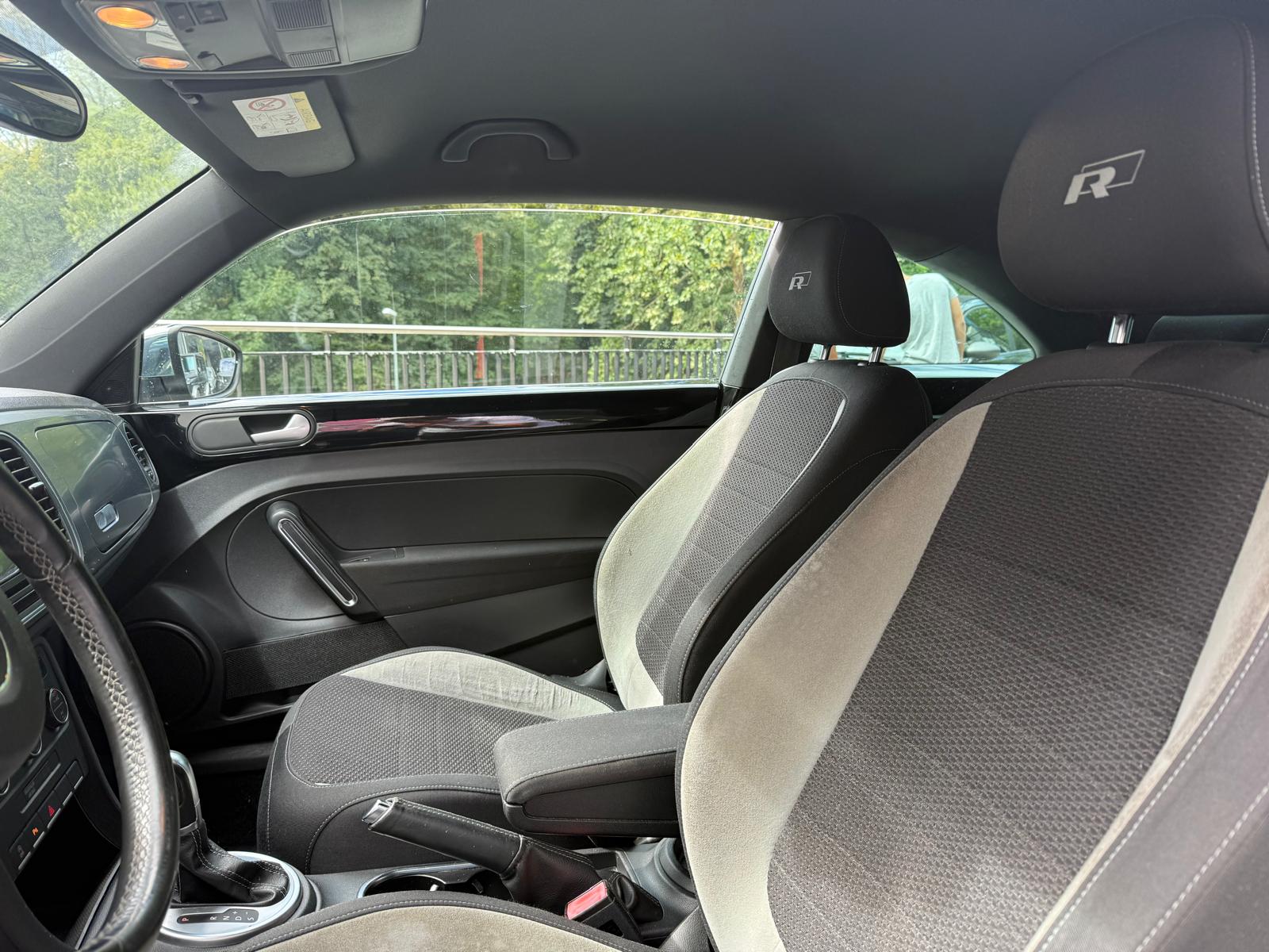 VW Beetle 2.0 TSI BMT Sport DSG-image-8