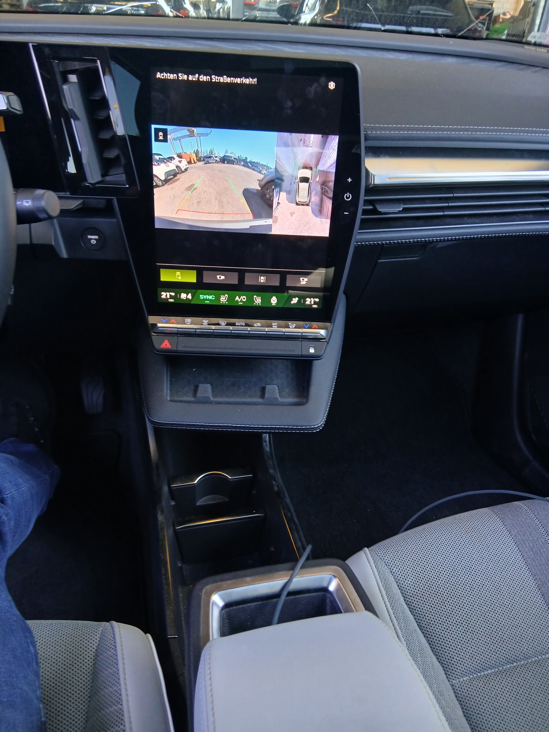RENAULT Scénic E-Tech Long Range Evolution/Auto fahrbar ,Hagelschaden wie auf dem Bilder-image-6