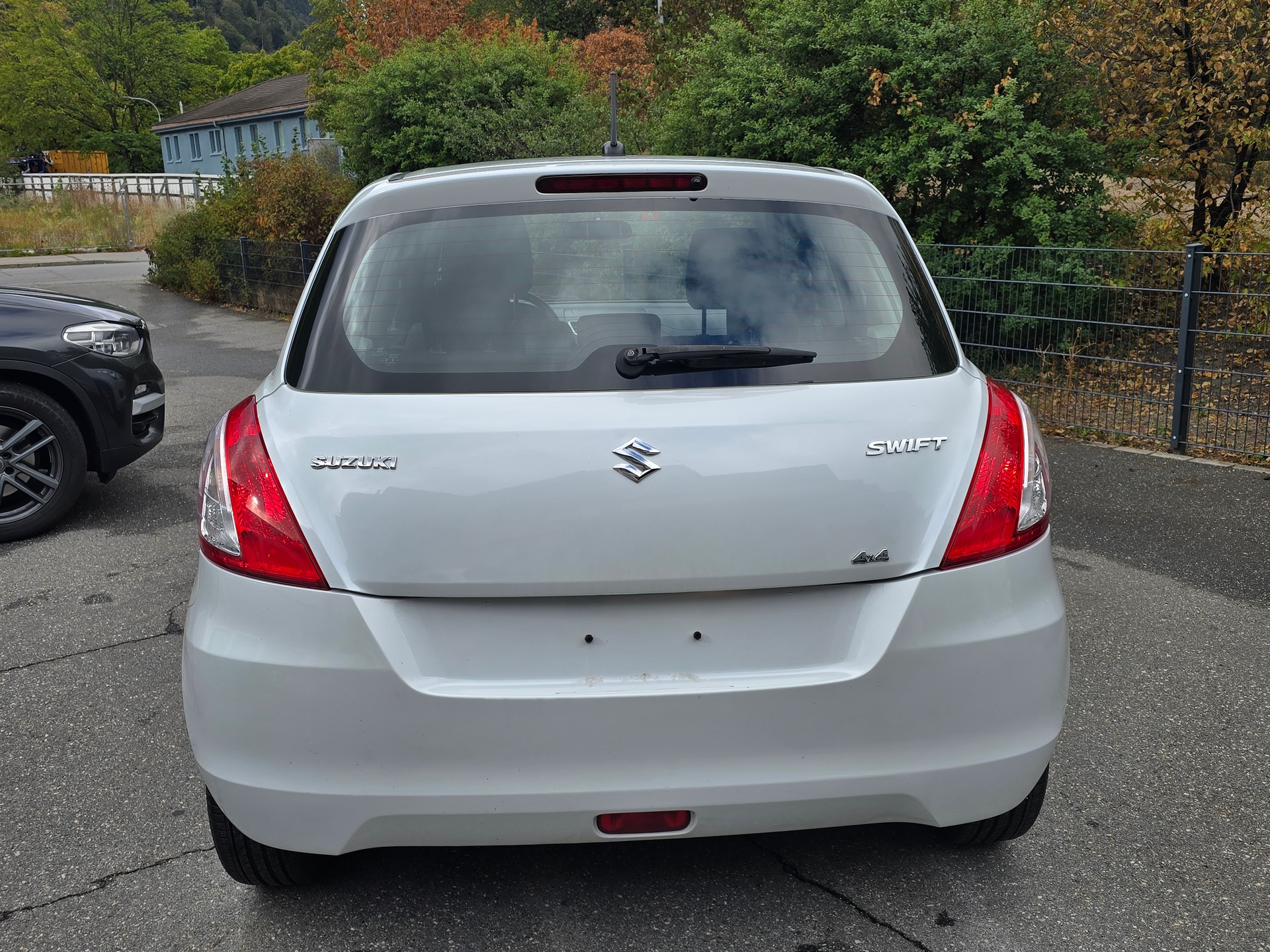SUZUKI Swift 1.2i 16V GL 4x4-image-7