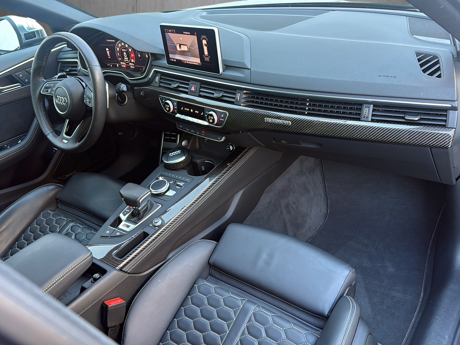 AUDI RS4 Avant 2.9 TFSI qu*CH Auslieferung,Vollausstattung*-image-9