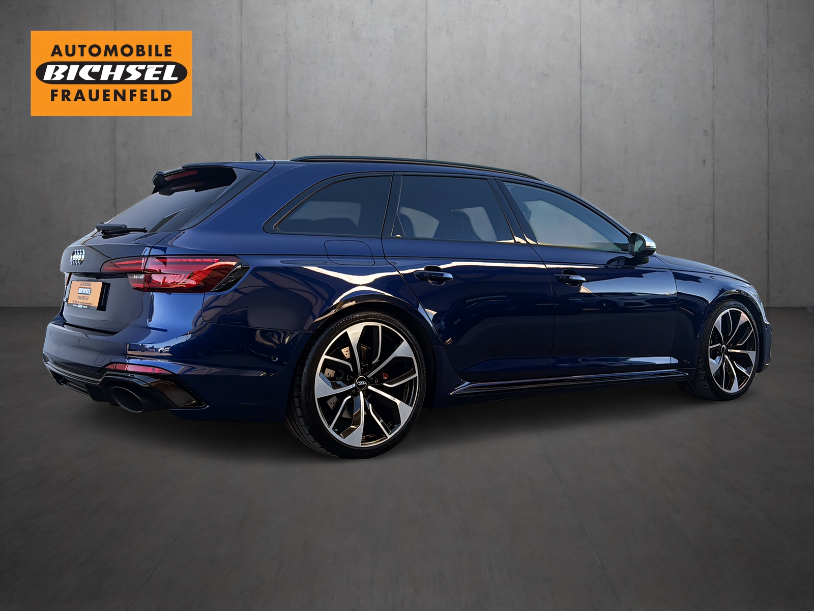AUDI RS4 Avant 2.9 TFSI qu*CH Auslieferung,Vollausstattung*-image-3