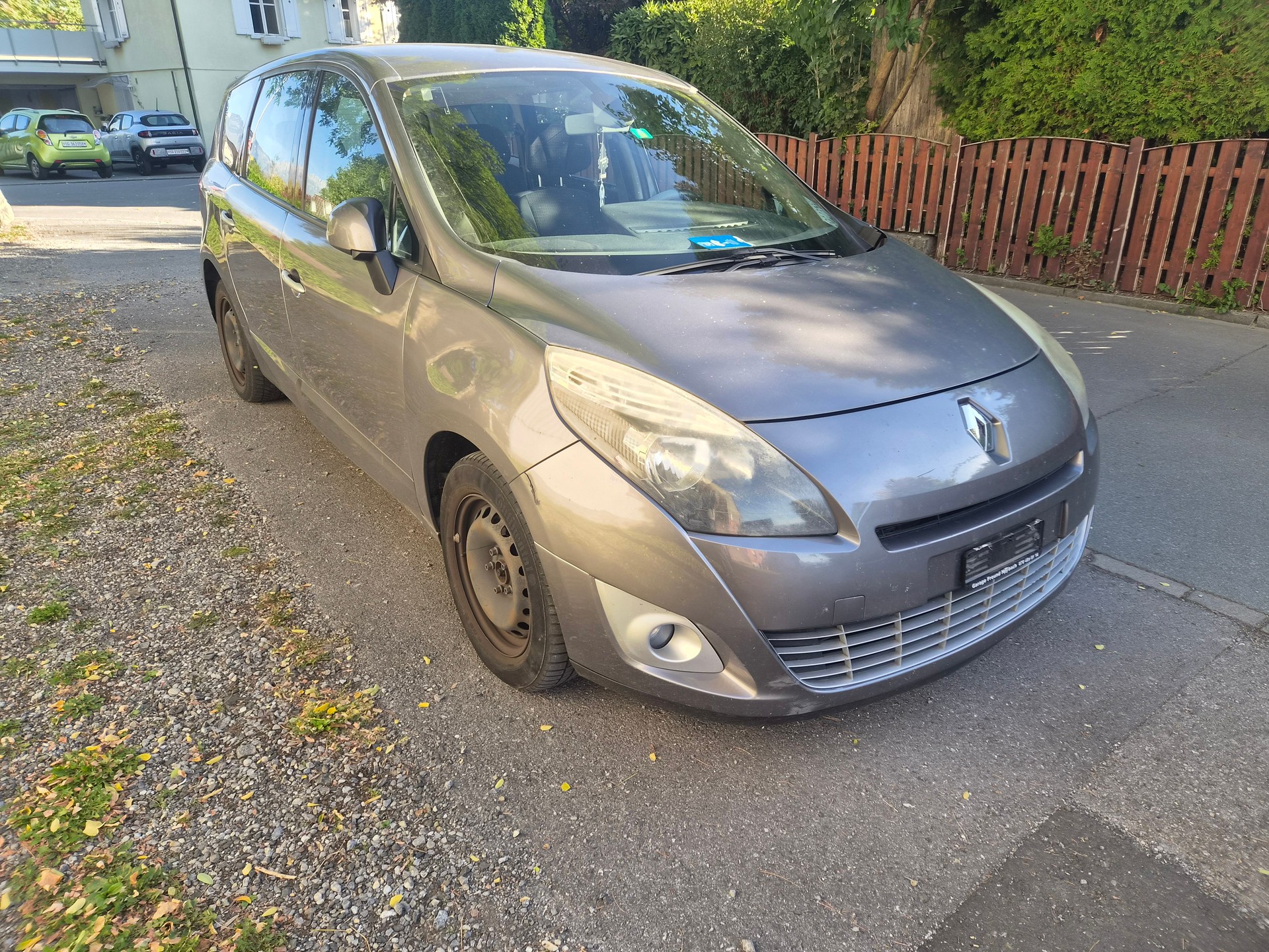 RENAULT Grand Scénic 1.4 16V Turbo Expression-image-0