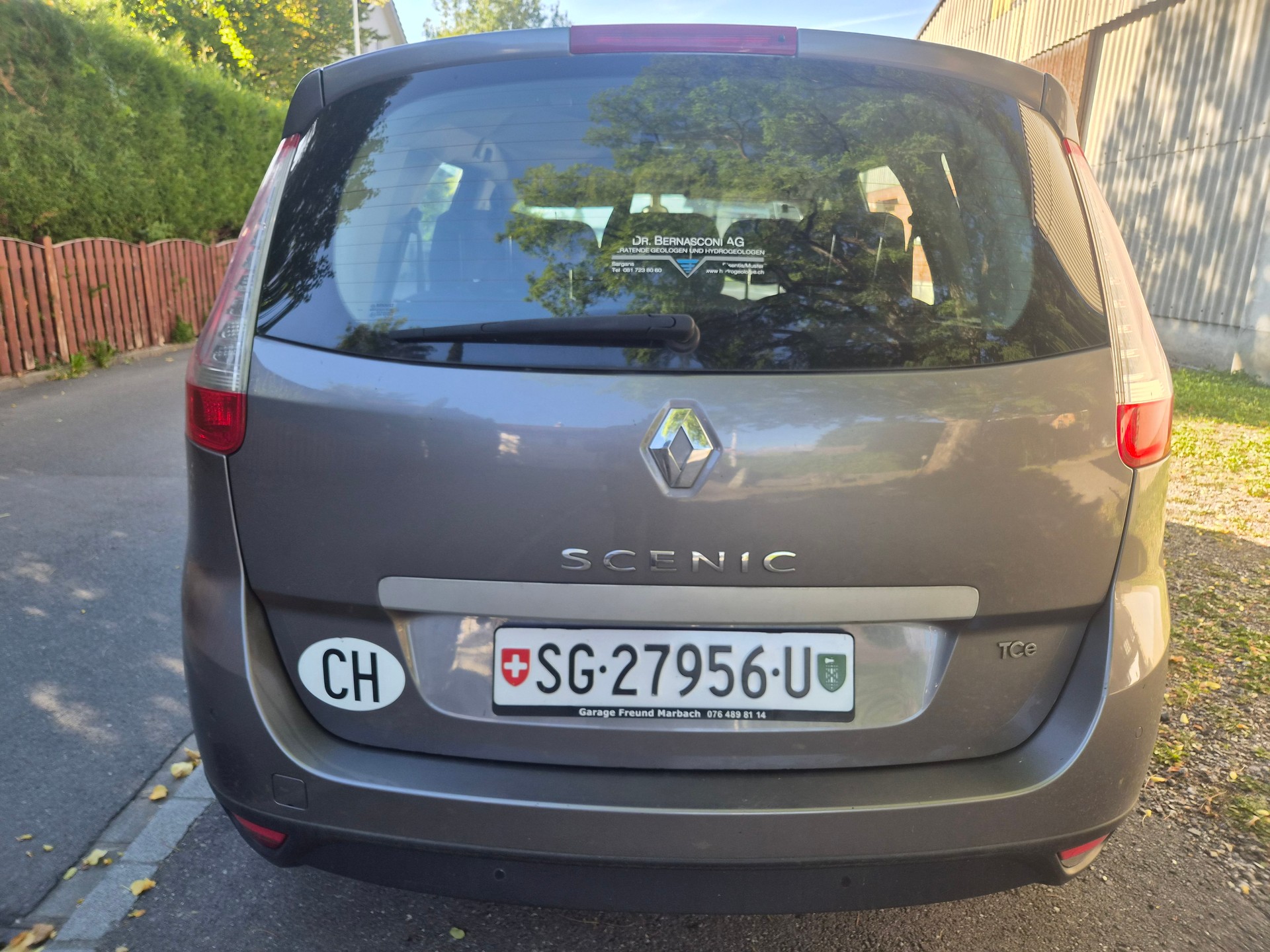 RENAULT Grand Scénic 1.4 16V Turbo Expression-image-7