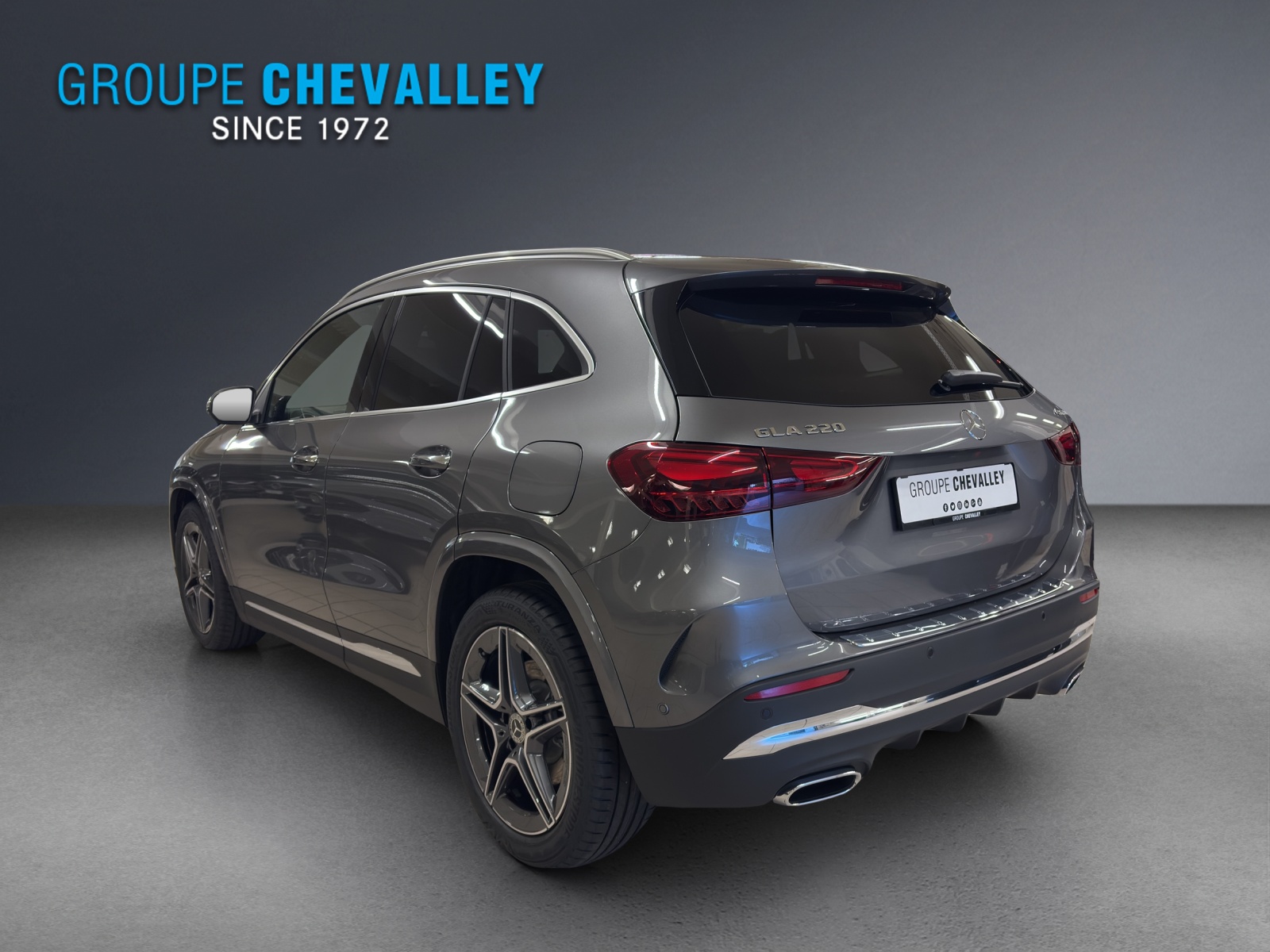 MERCEDES-BENZ GLA 220 4M-image-2