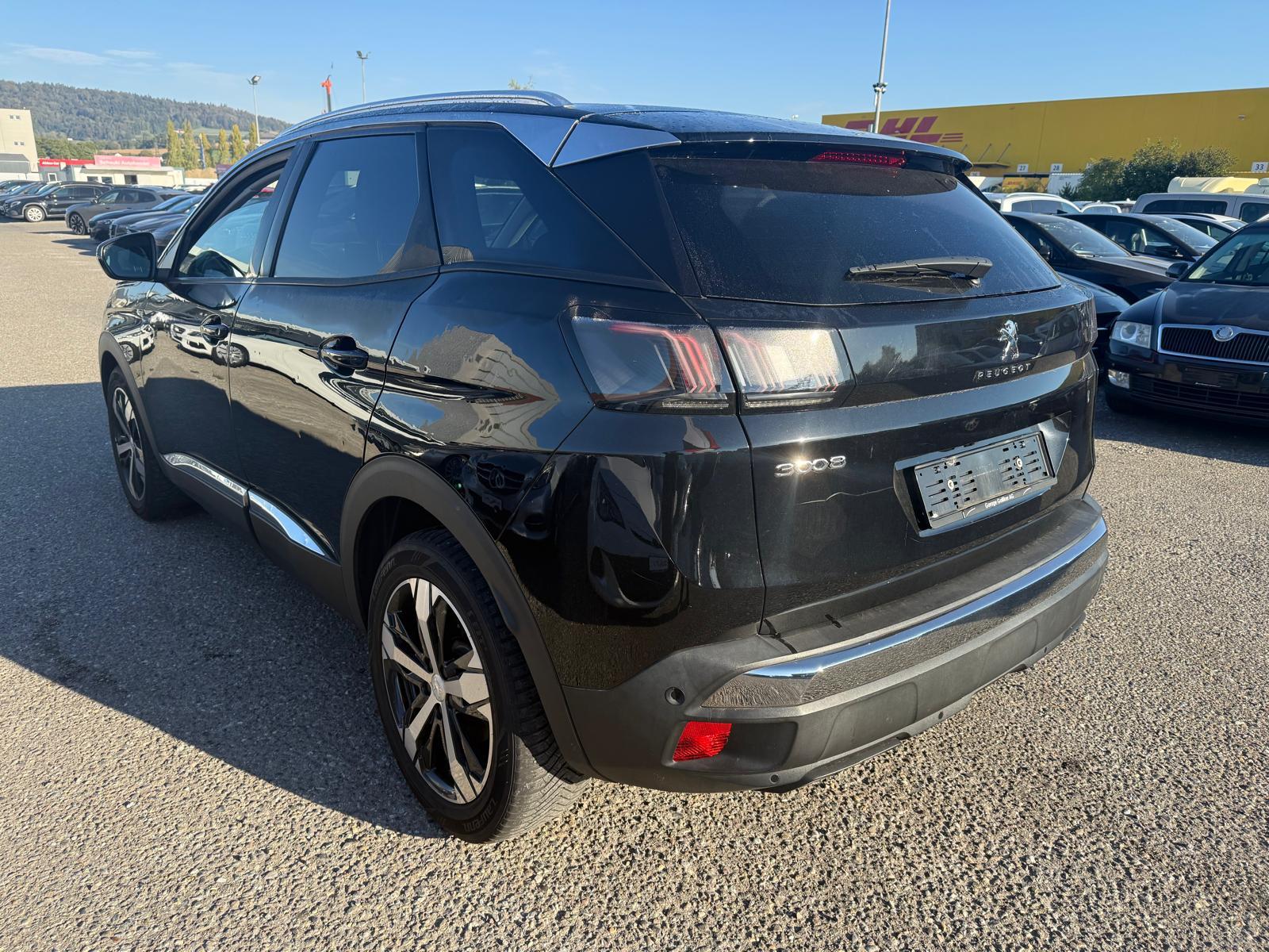 PEUGEOT 3008 1.2 PureTech Allure Pack-image-3