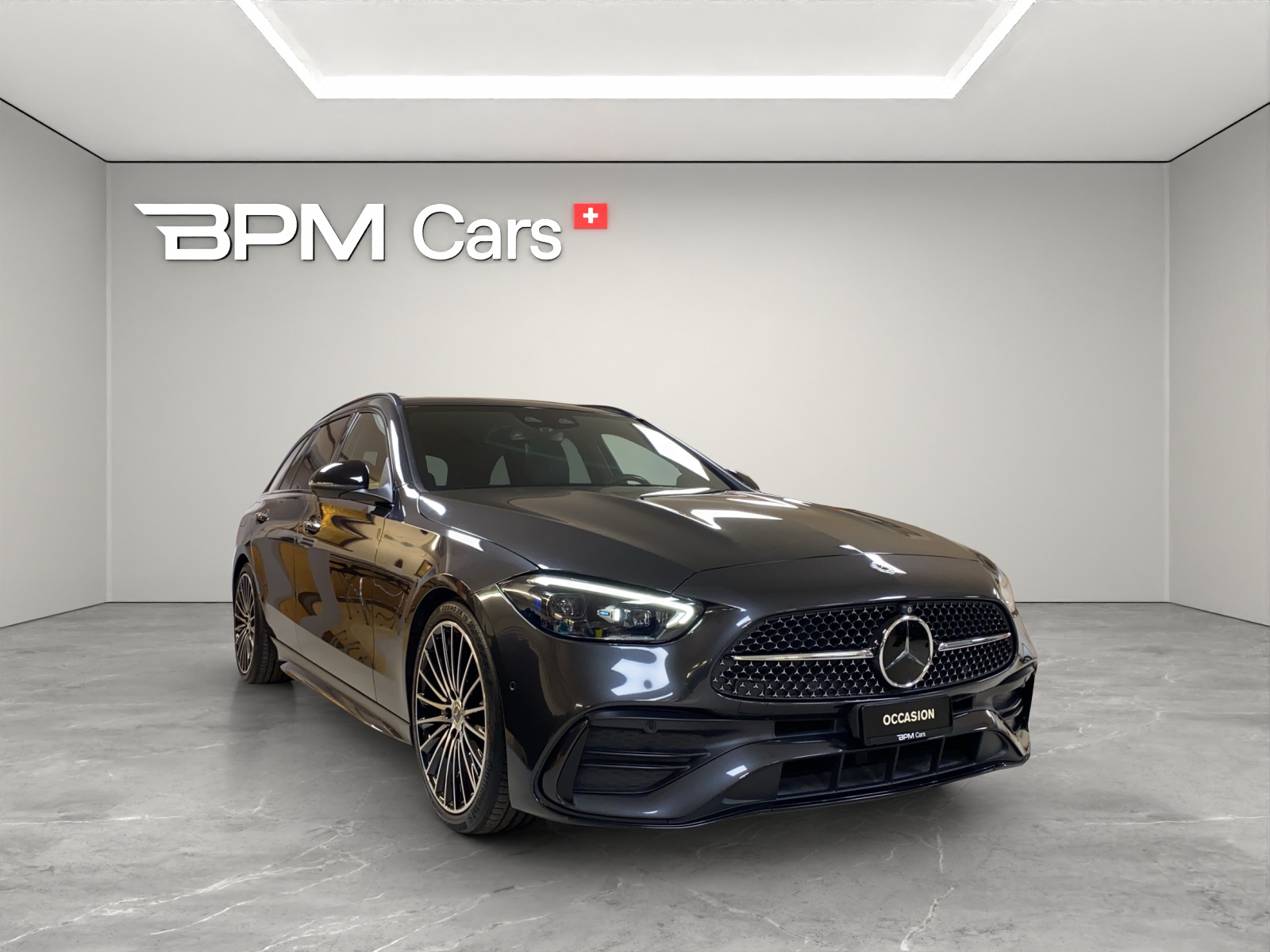MERCEDES-BENZ C 300 T 4Matic AMG Line-image-5
