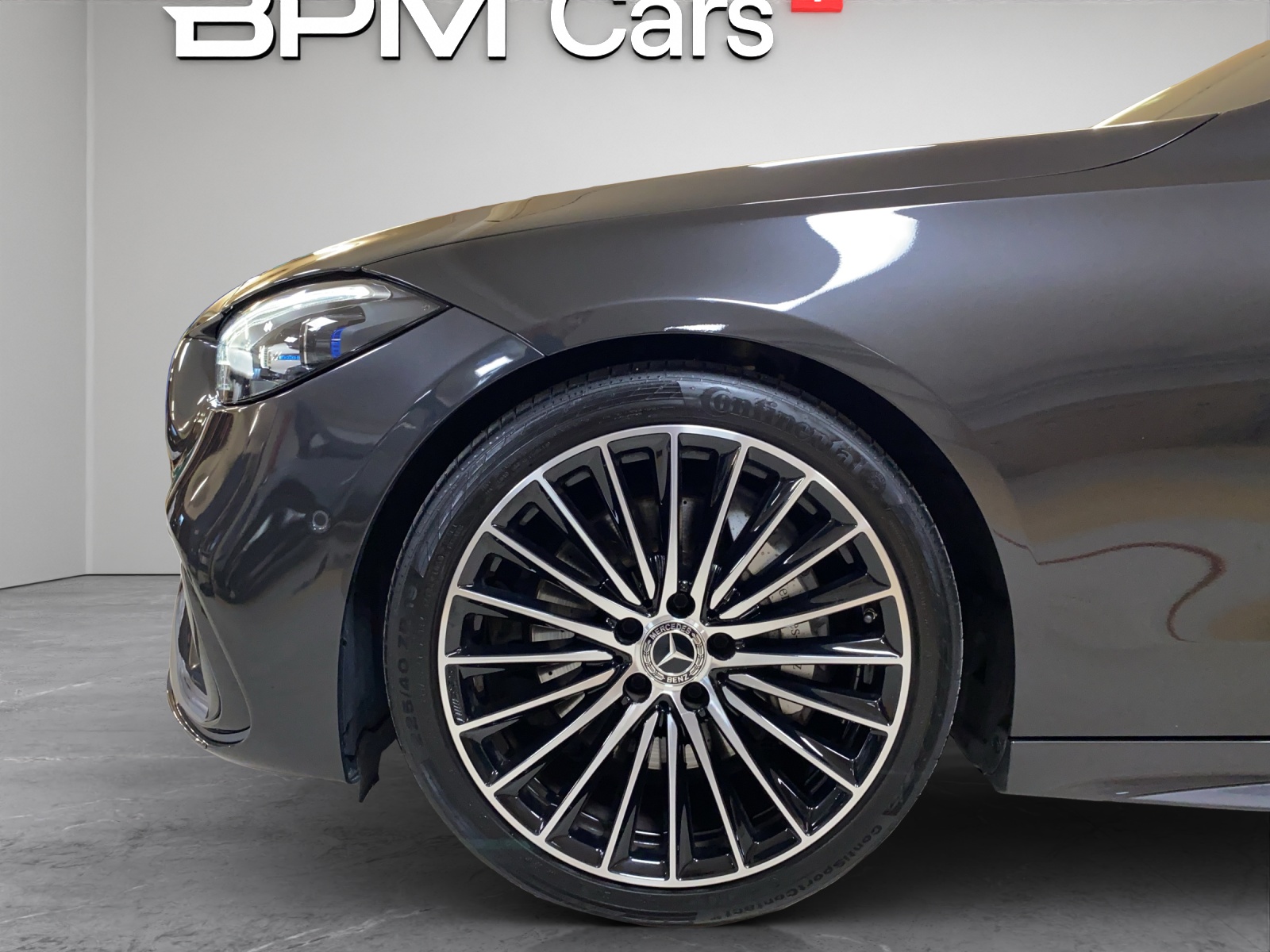 MERCEDES-BENZ C 300 T 4Matic AMG Line-image-6