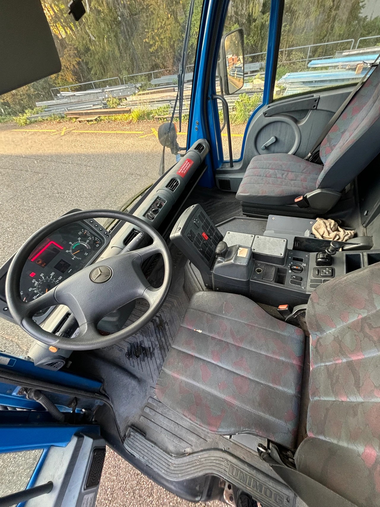 MERCEDES-BENZ UNIMOG U300-image-8