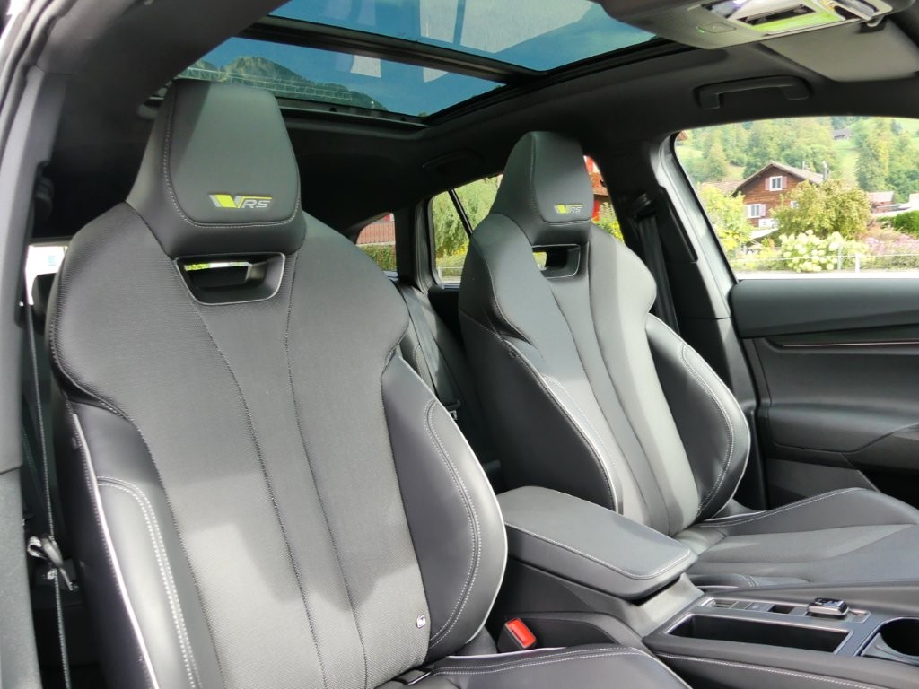 SKODA Enyaq 4x4 RS-image-10