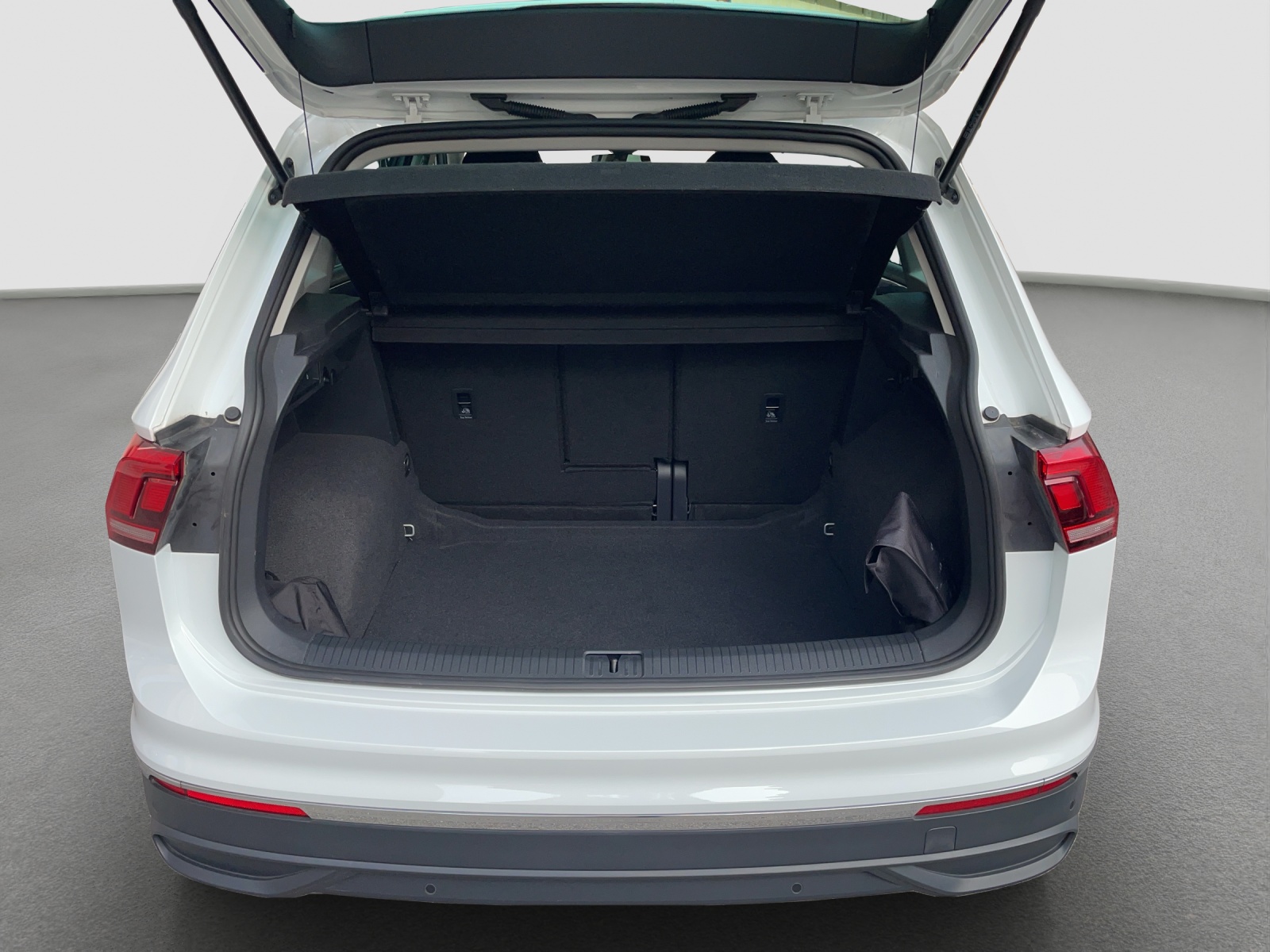 VW Tiguan 1.5TSI Evo Life-image-9