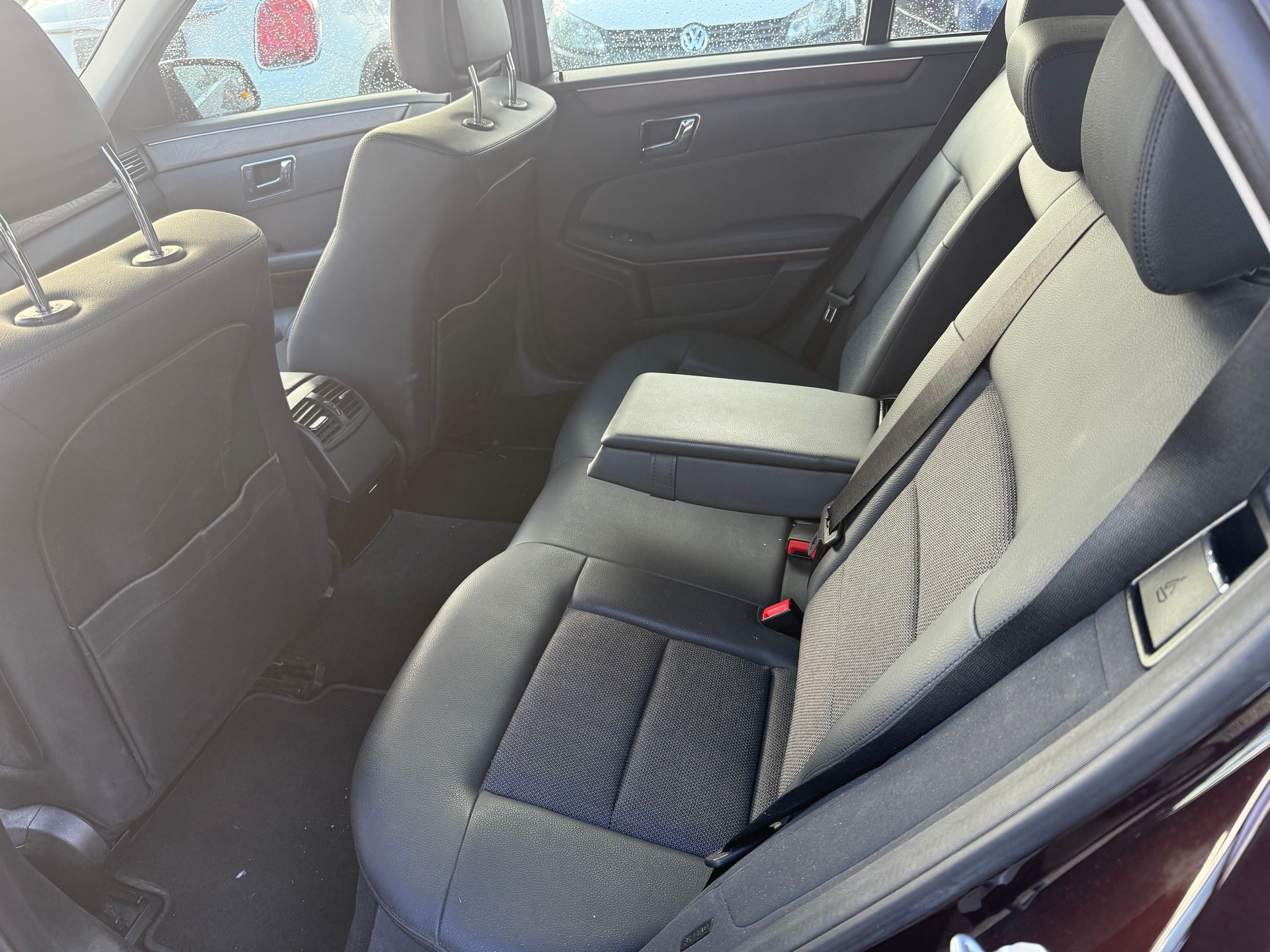 MERCEDES-BENZ E 200 CDI BlueEfficiency My Star Automatic-image-6