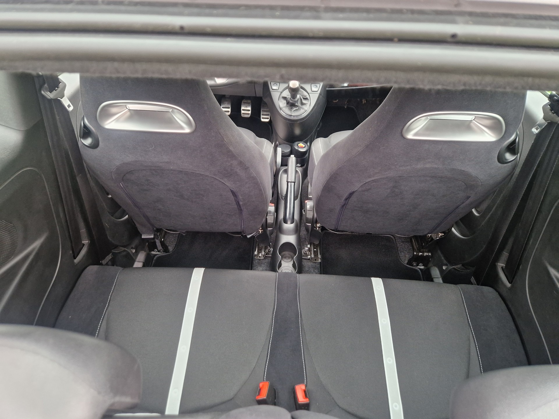 FIAT 500 1.4 16V Turbo Abarth-image-7