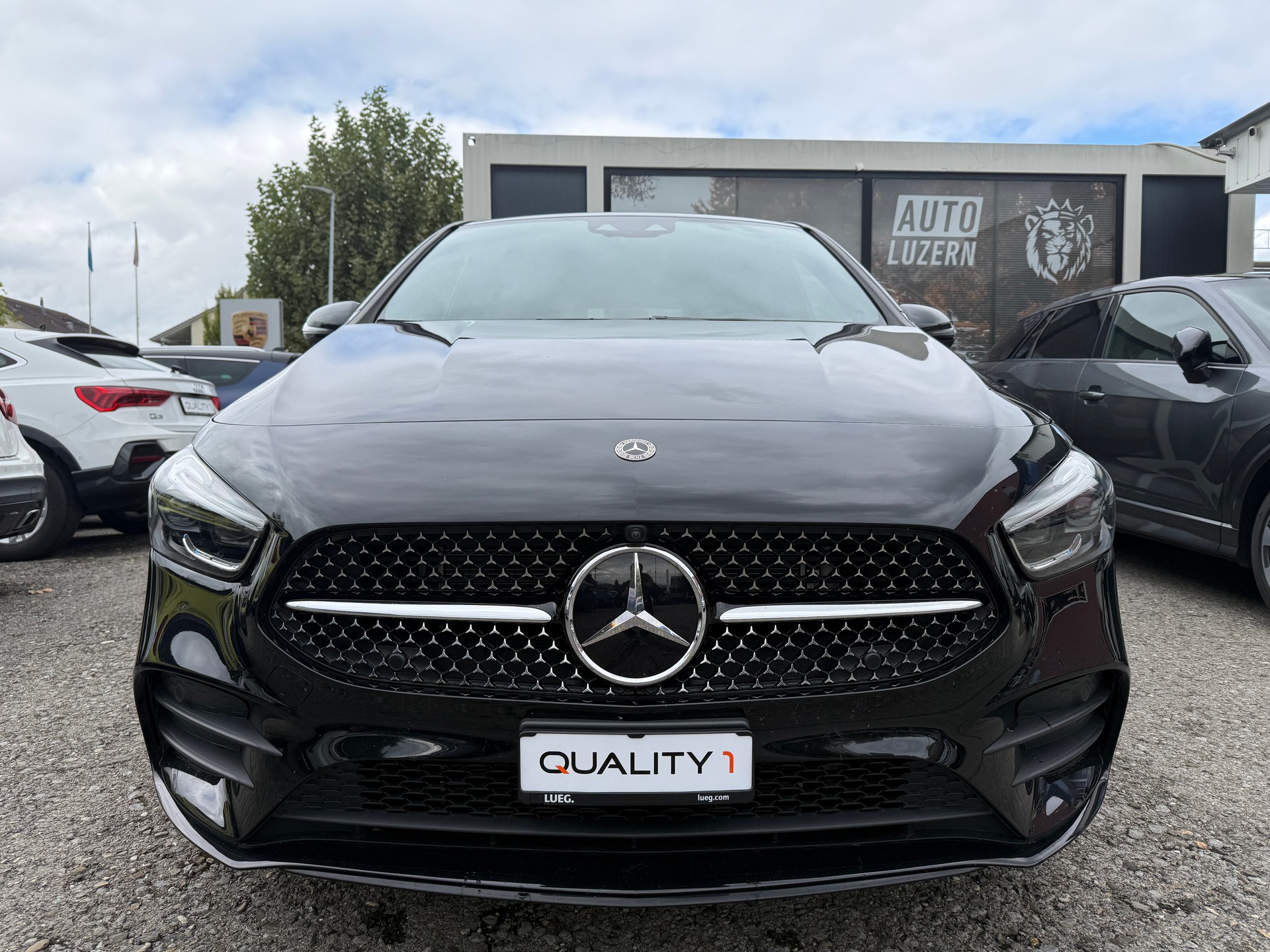MERCEDES-BENZ B 250 e 8G-DCT-showroom-element-1