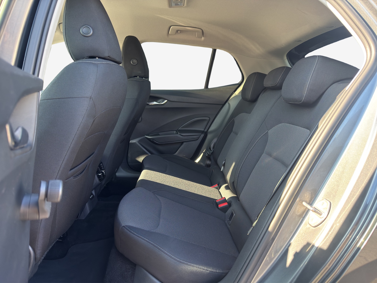 SKODA Fabia 1.0 TSI Ambition DSG-image-11